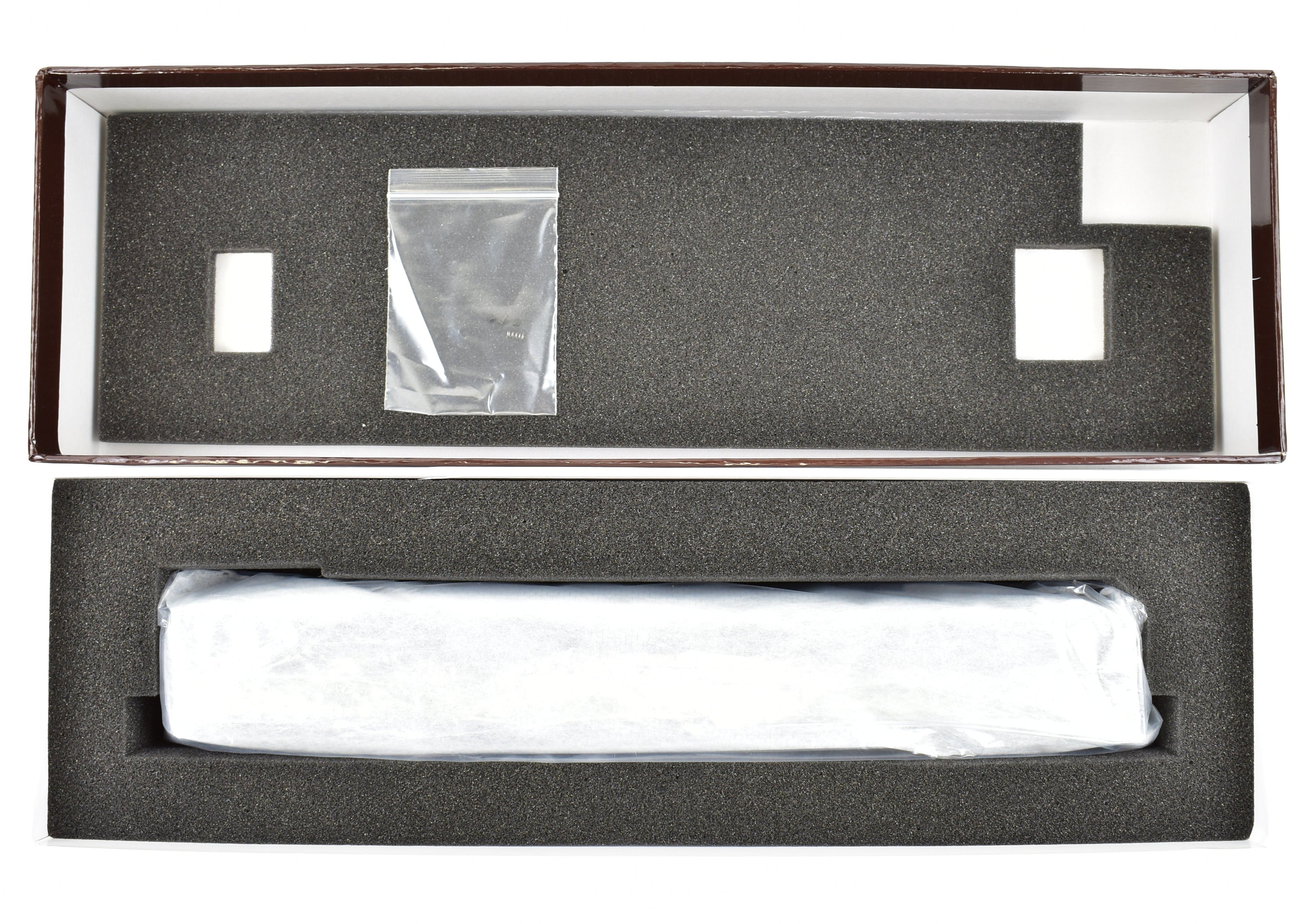 High - Quality HO Scale Brass Business Car of North Bank Line and Northern Pacific, Factory - Painted from Yakima River Factory