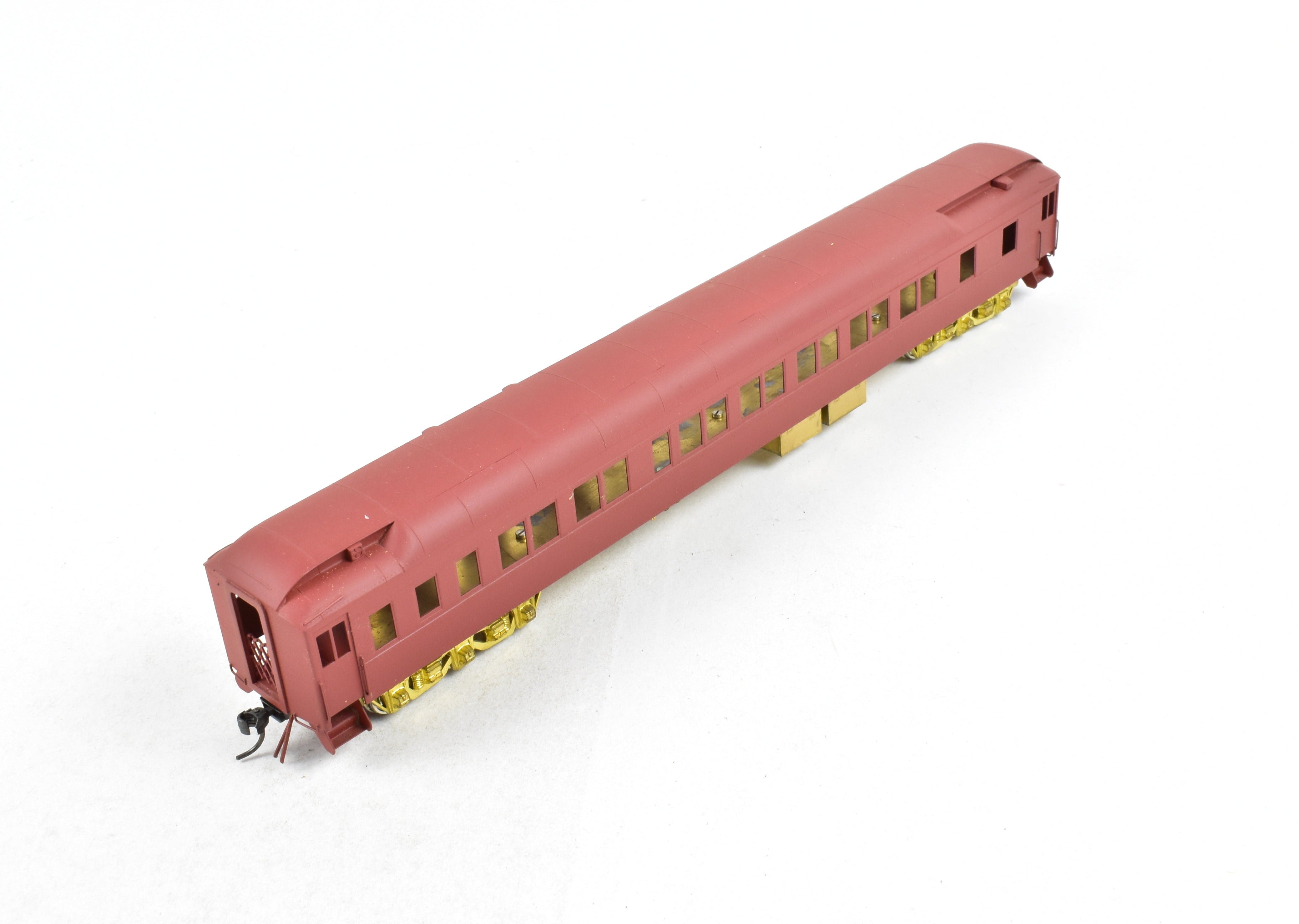 HO Scale Brass Soho 10 - Section HW Sleeper Chief Black Bear Model