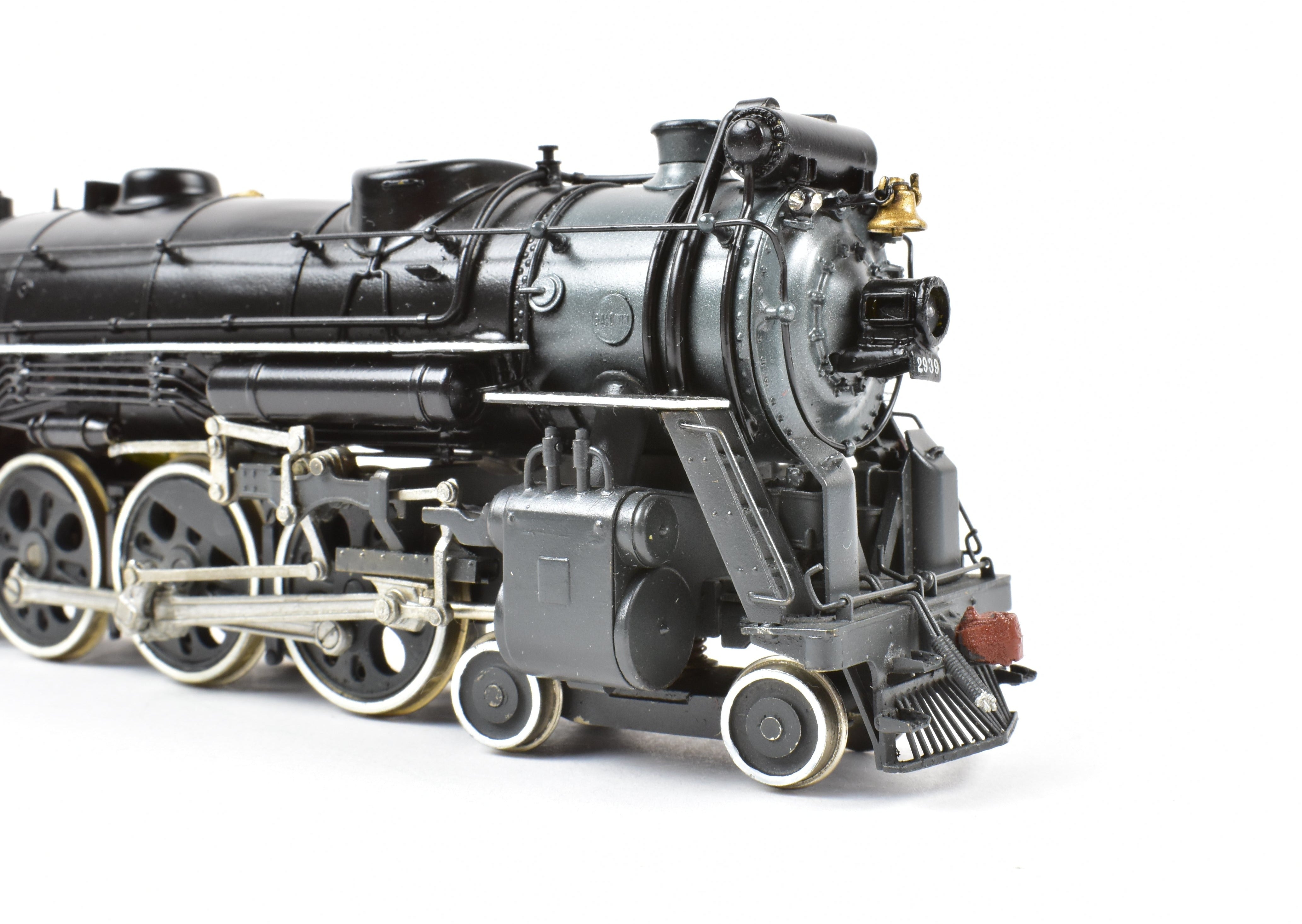 HO Scale Brass Max Gray Erie Railroad K-5 4-6-2 Pacific Steam Locomotive Model Custom Painted with SoundTraxx Econami DCC and Sound System