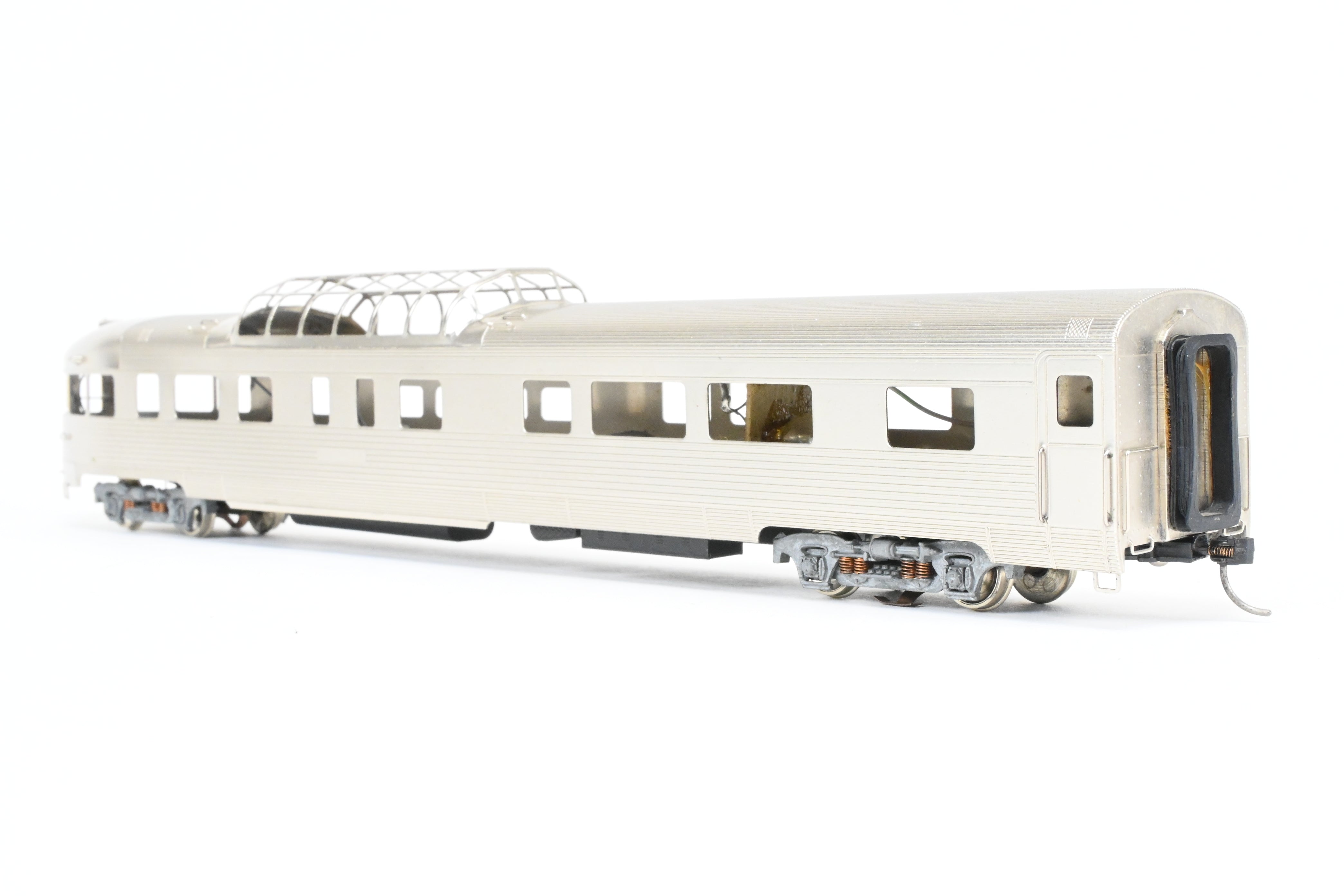 HO Scale Brass Lambert Chesapeake and Ohio (C&O) Budd Dome Observation Model Train Car