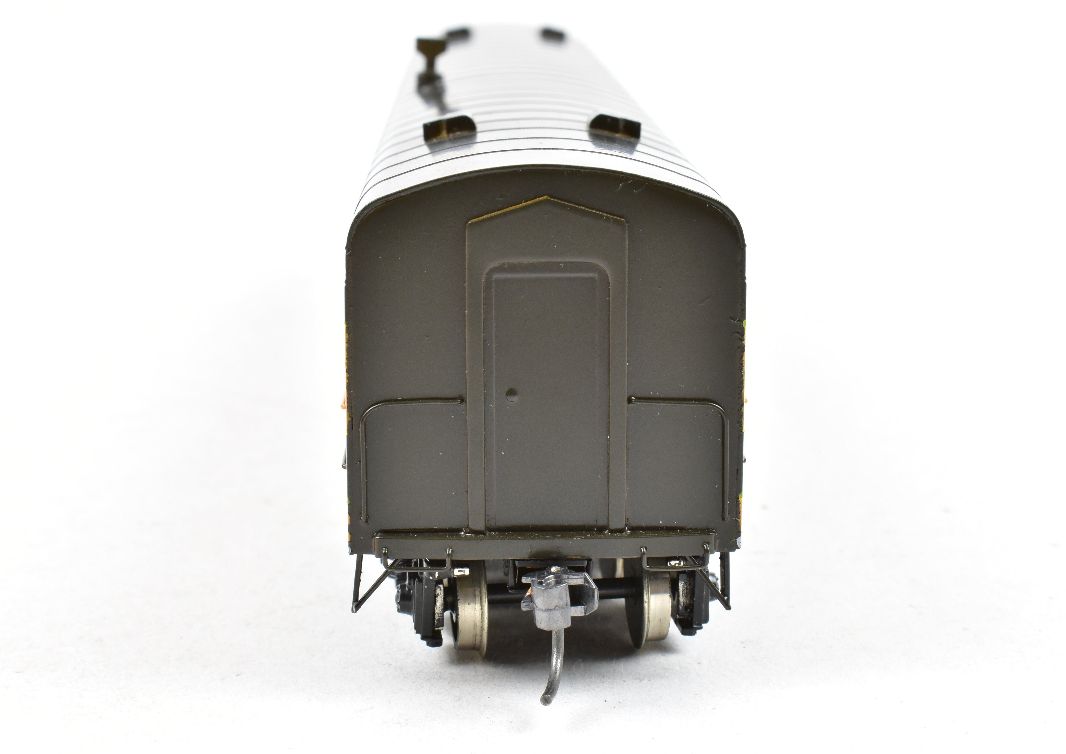 HO Scale Brass Model Train - Oriental Limited GN Great Northern Streamlined Empire Builder 262 Baggage Car without Skirts CP