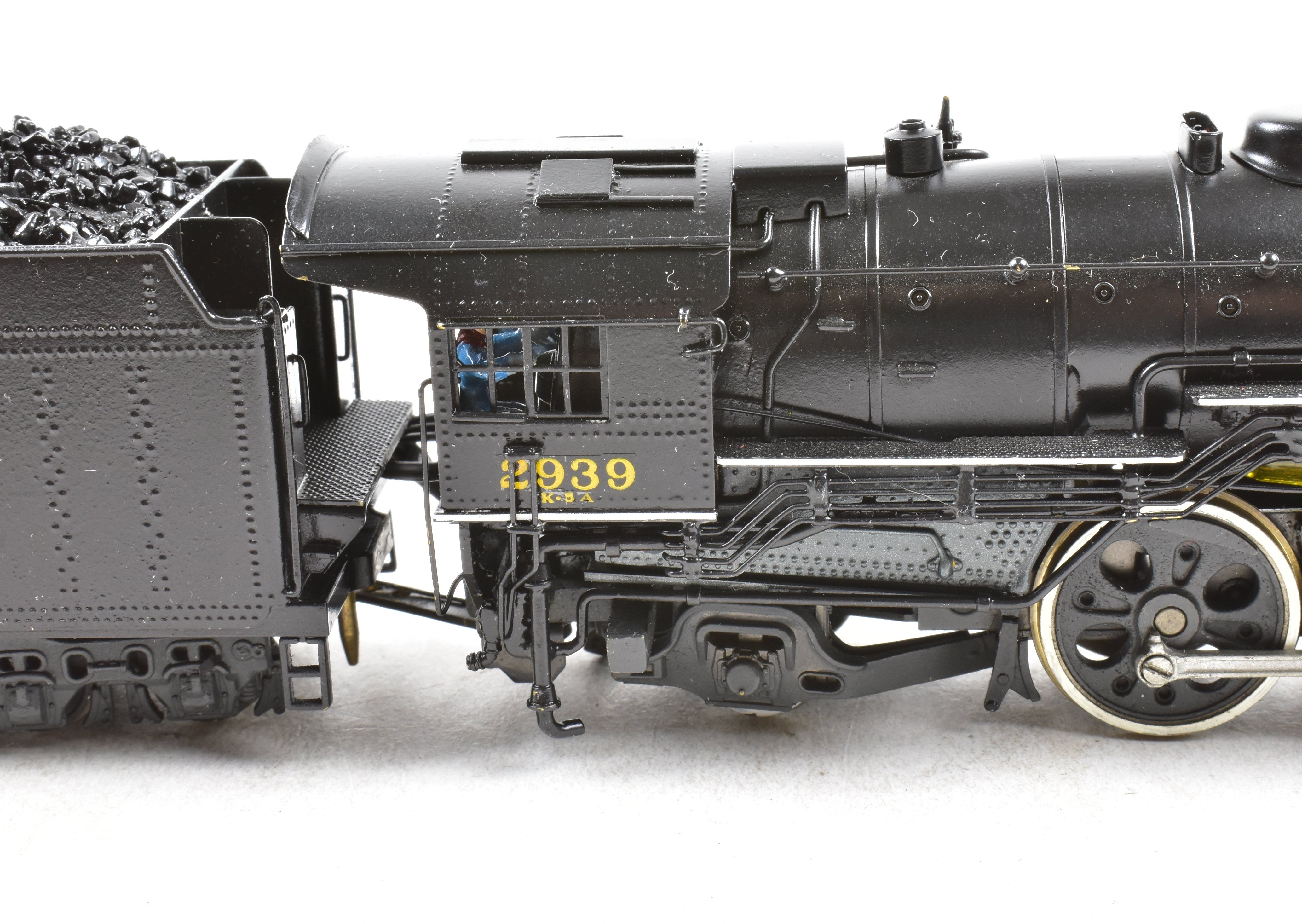 HO Scale Brass Max Gray Erie Railroad K-5 4-6-2 Pacific Steam Locomotive Model Custom Painted with SoundTraxx Econami DCC and Sound System