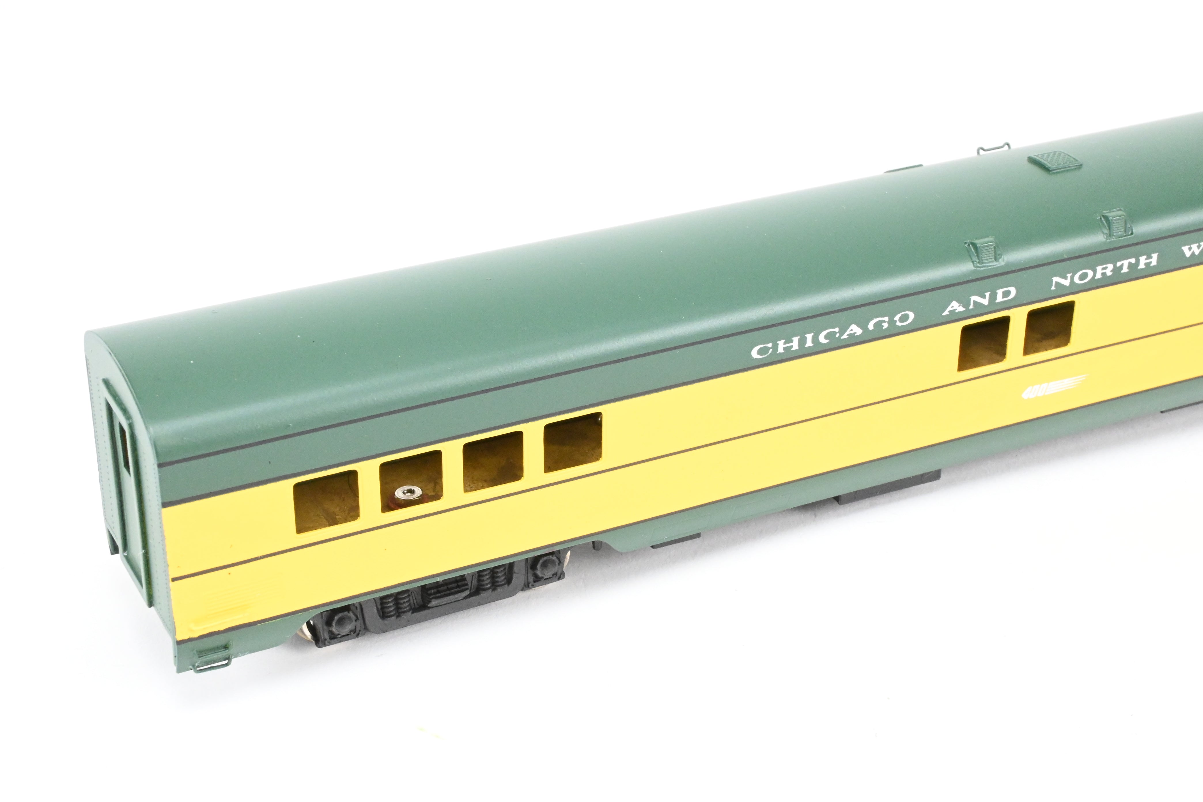 High - Quality HO Scale Brass Nickel Plate Products (NPP) Chicago & Northwestern (C&NW) Baggage and Parlor Car Set with Factory Painting