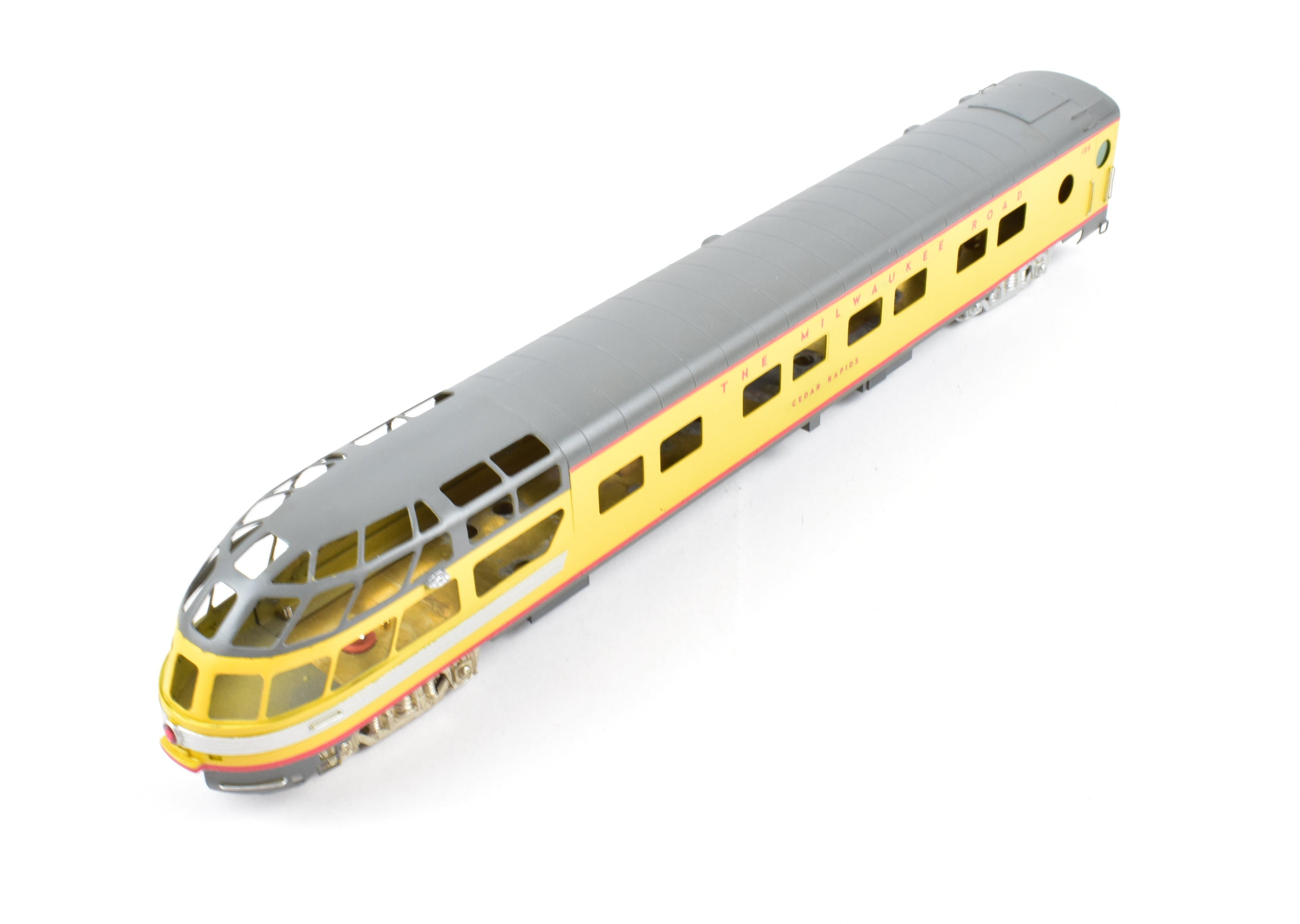 HO Scale Brass Soho Milwaukee Road Creek Series Custom Painted Sleeper - Observation Model Train Car for Cedar Rapids