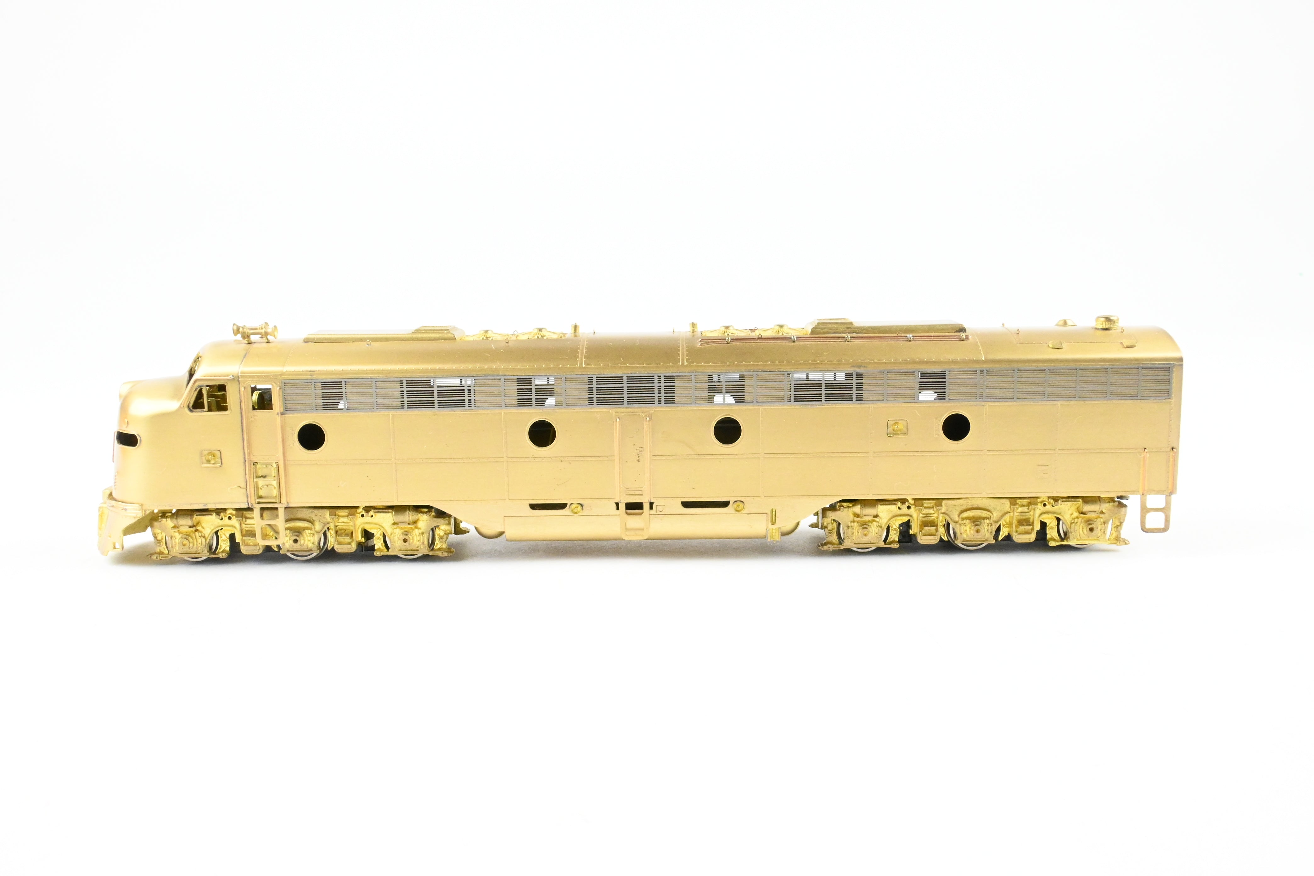 HO Scale Brass Oriental Limited EMD E8A 2250 HP Model Train - Standard Version with Small Number Boards
