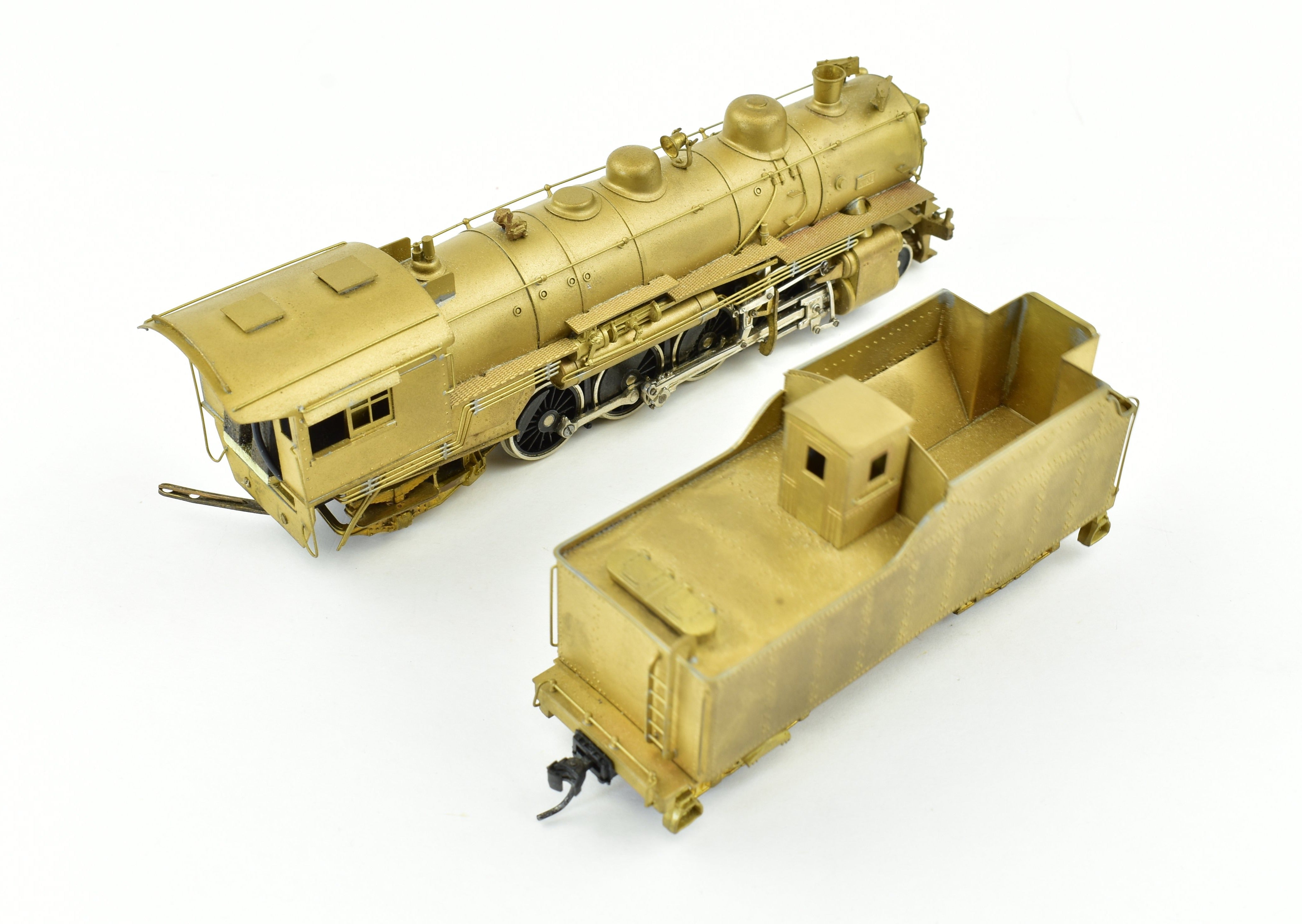 High - Quality HO Scale Brass Model Train of NorthWest Short Line NP - Northern Pacific W - 3 2 - 8 - 2 Mikado