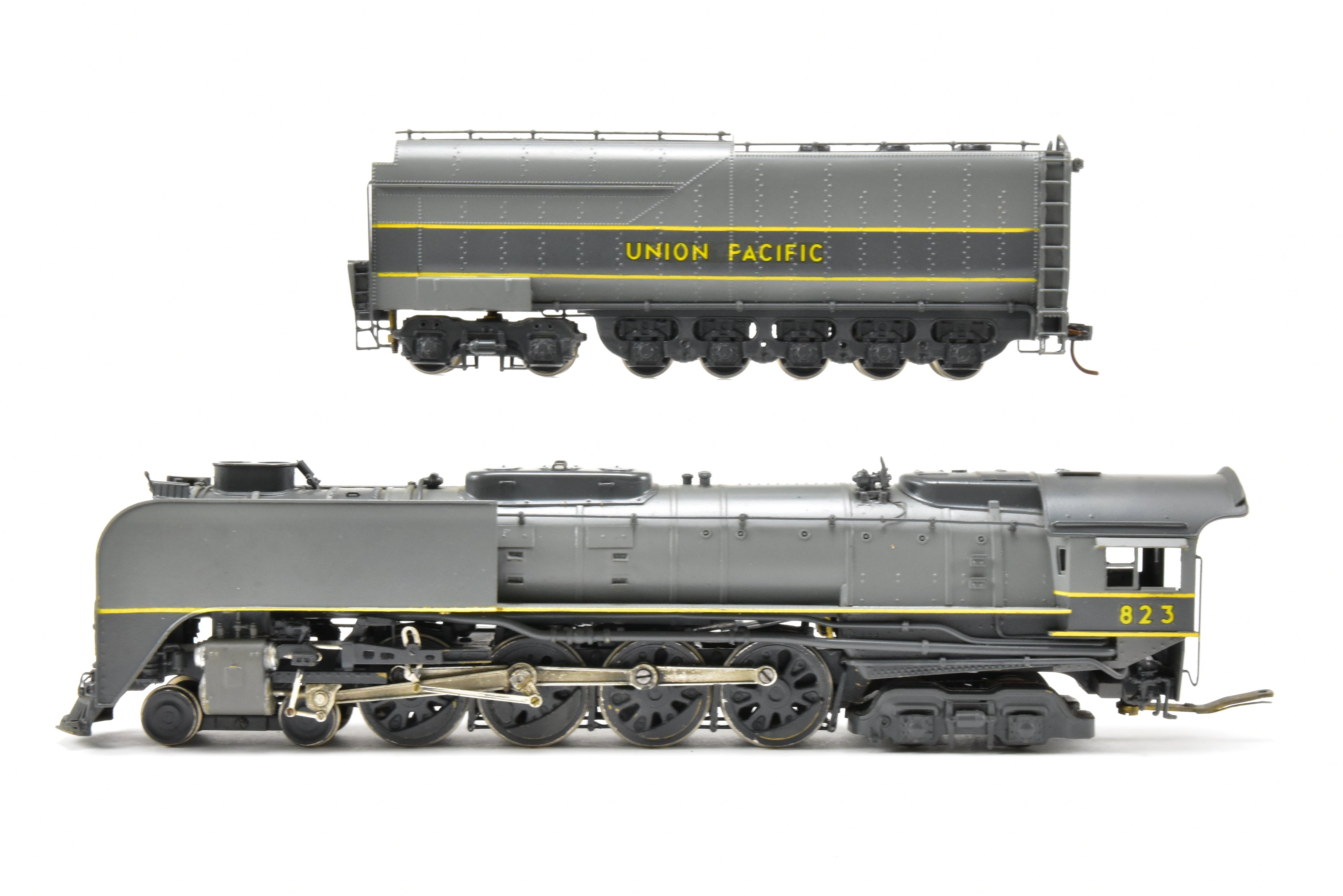 HO Scale Brass PFM Union Pacific 4-8-4 FEF-2 Northern #823 Custom Two-Tone Grey
