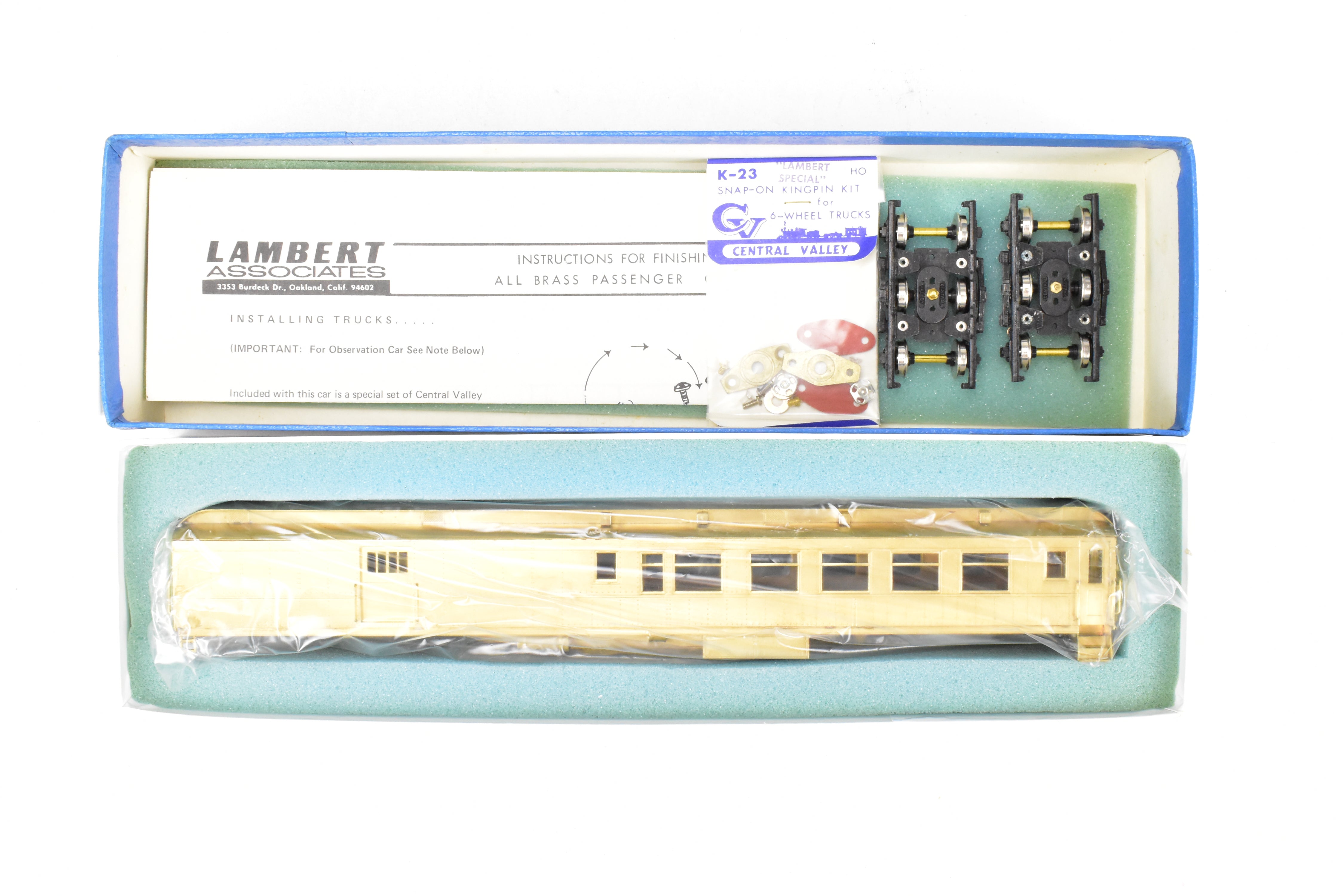 HO Scale Brass ATSF - Santa Fe Heavyweight Combine with Central Valley Trucks