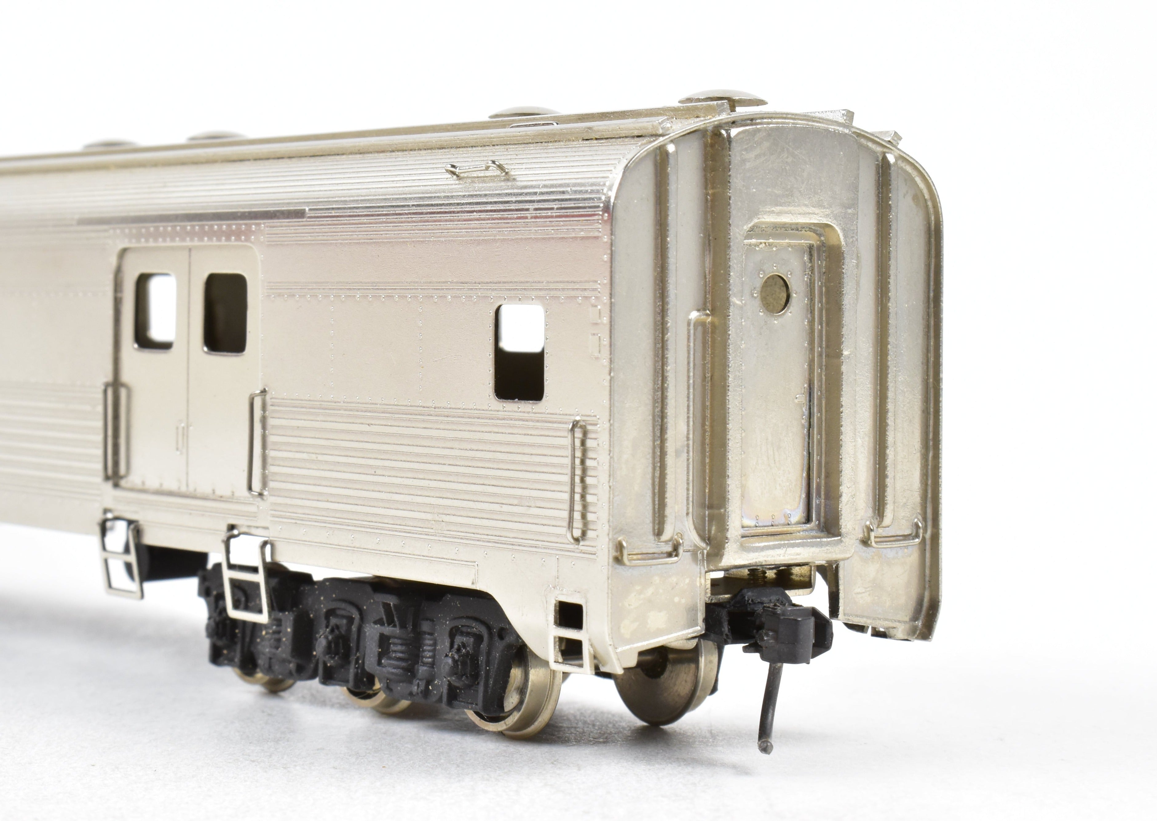 HO Scale Brass Soho Southern Pacific #5005 Baggage Mail Model with Factory Plated Finish