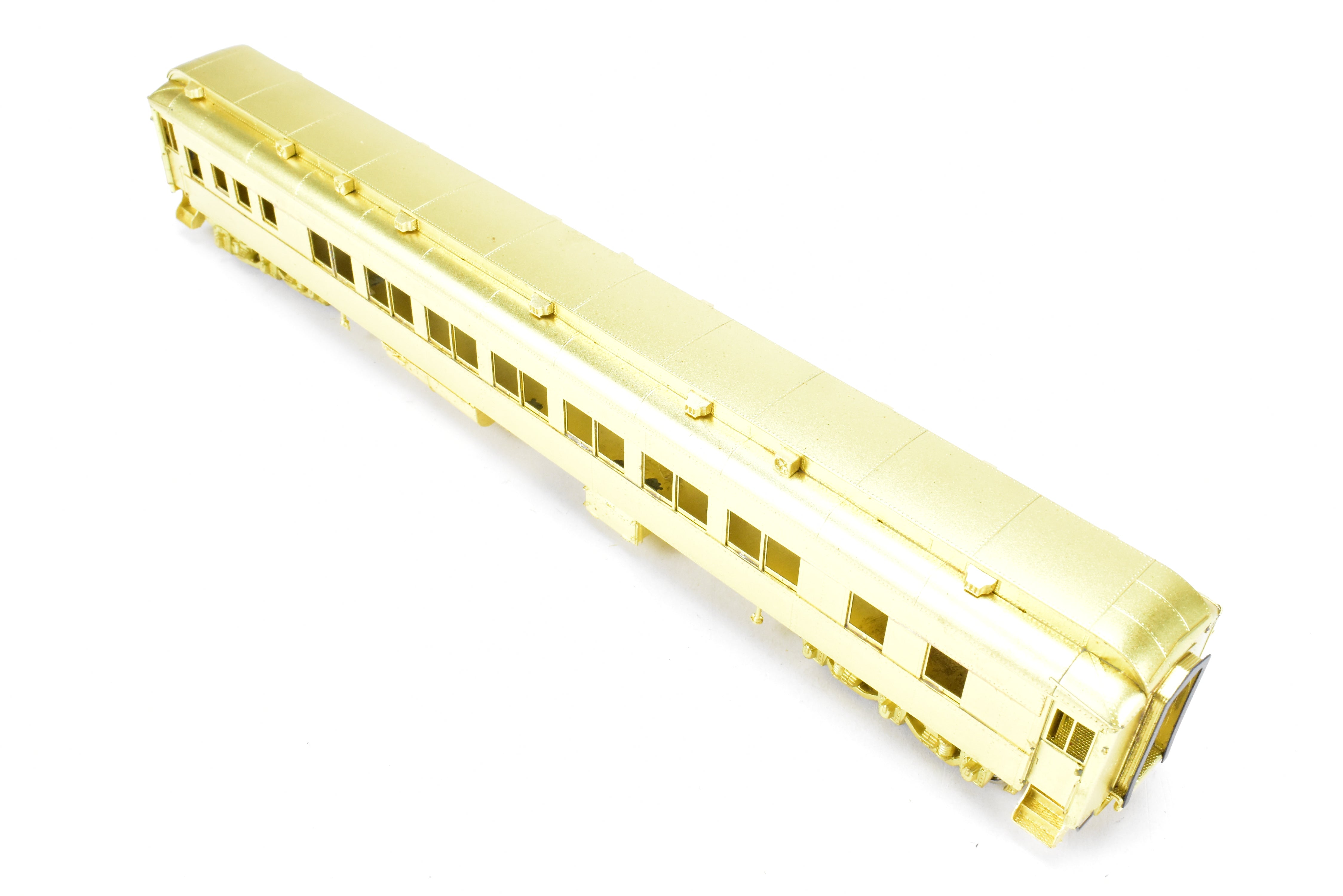 HO Brass Oriental Limited 14-Section Heavyweight Tourist Car without Air Conditioning