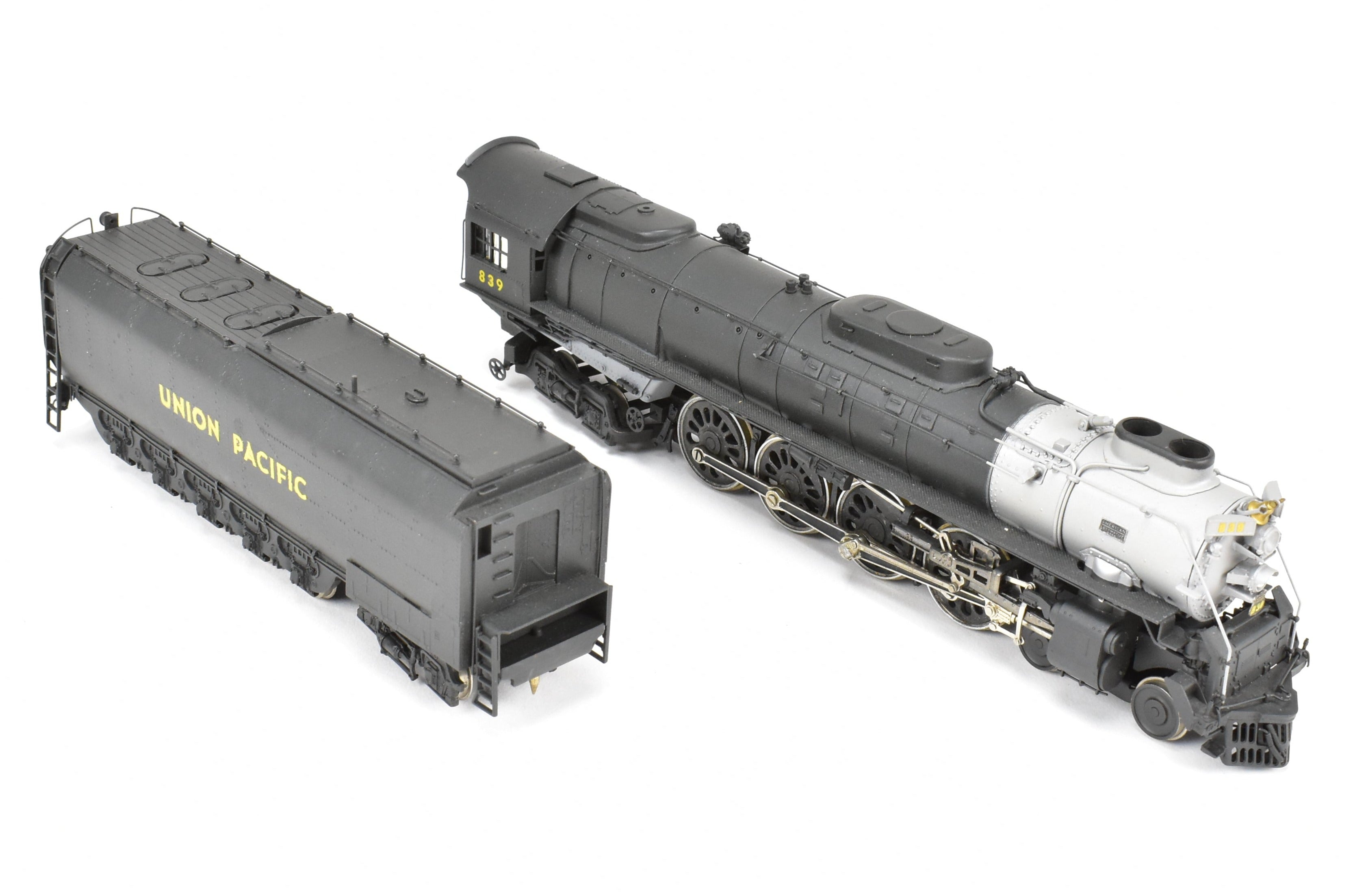 Custom Painted HO Brass Max Gray UP Union Pacific 4-8-4 FEF-3 Northern No. 839