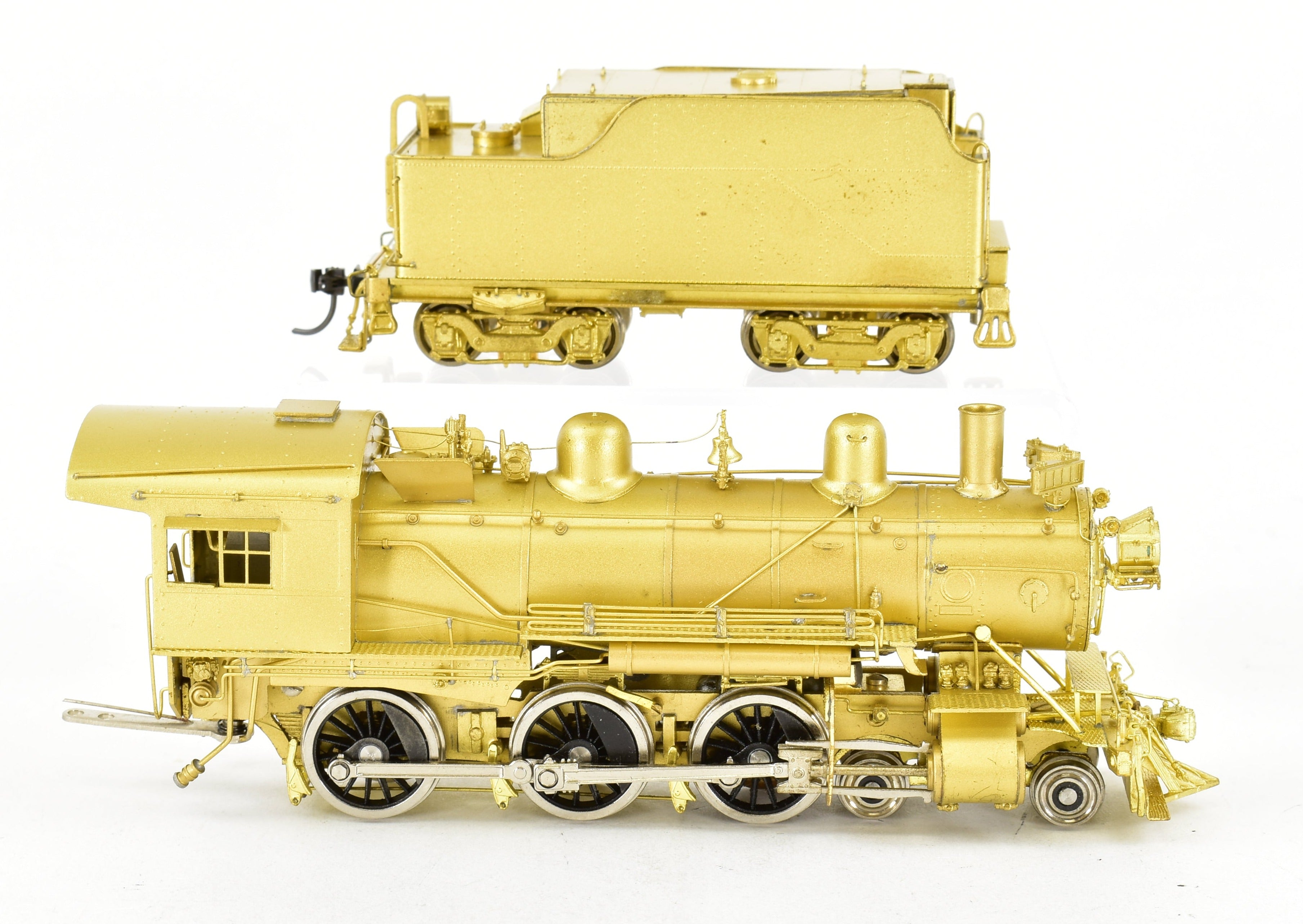 HO Scale Brass Pacific Fast Mail Model - Samhongsa NP - Northern Pacific S - 4 Class 4 - 6 - 0 Ten Wheeler Locomotive