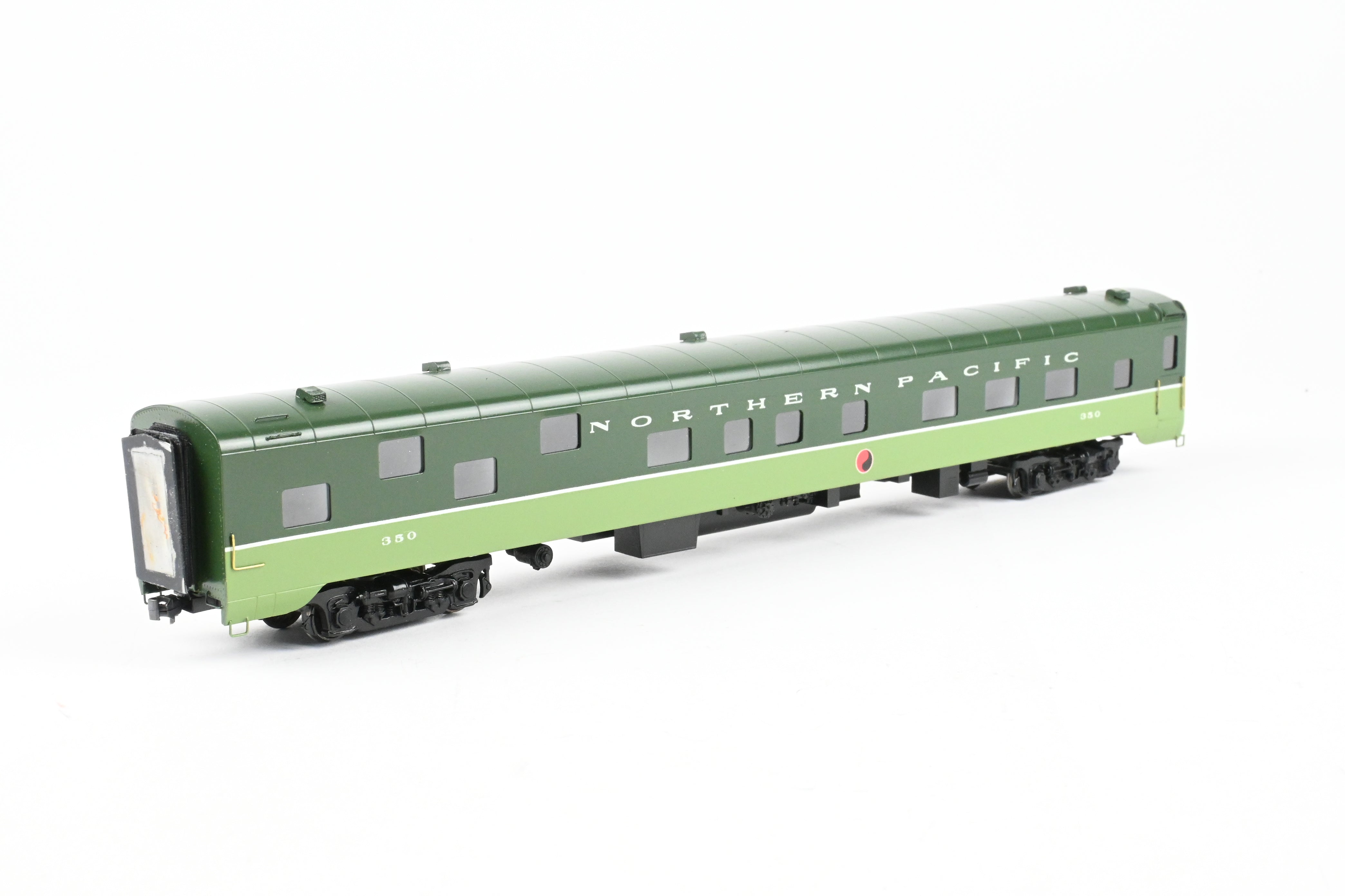 Custom Painted HO Brass Oriental Limited NP Northern Pacific Sleeper #350 with Skirts