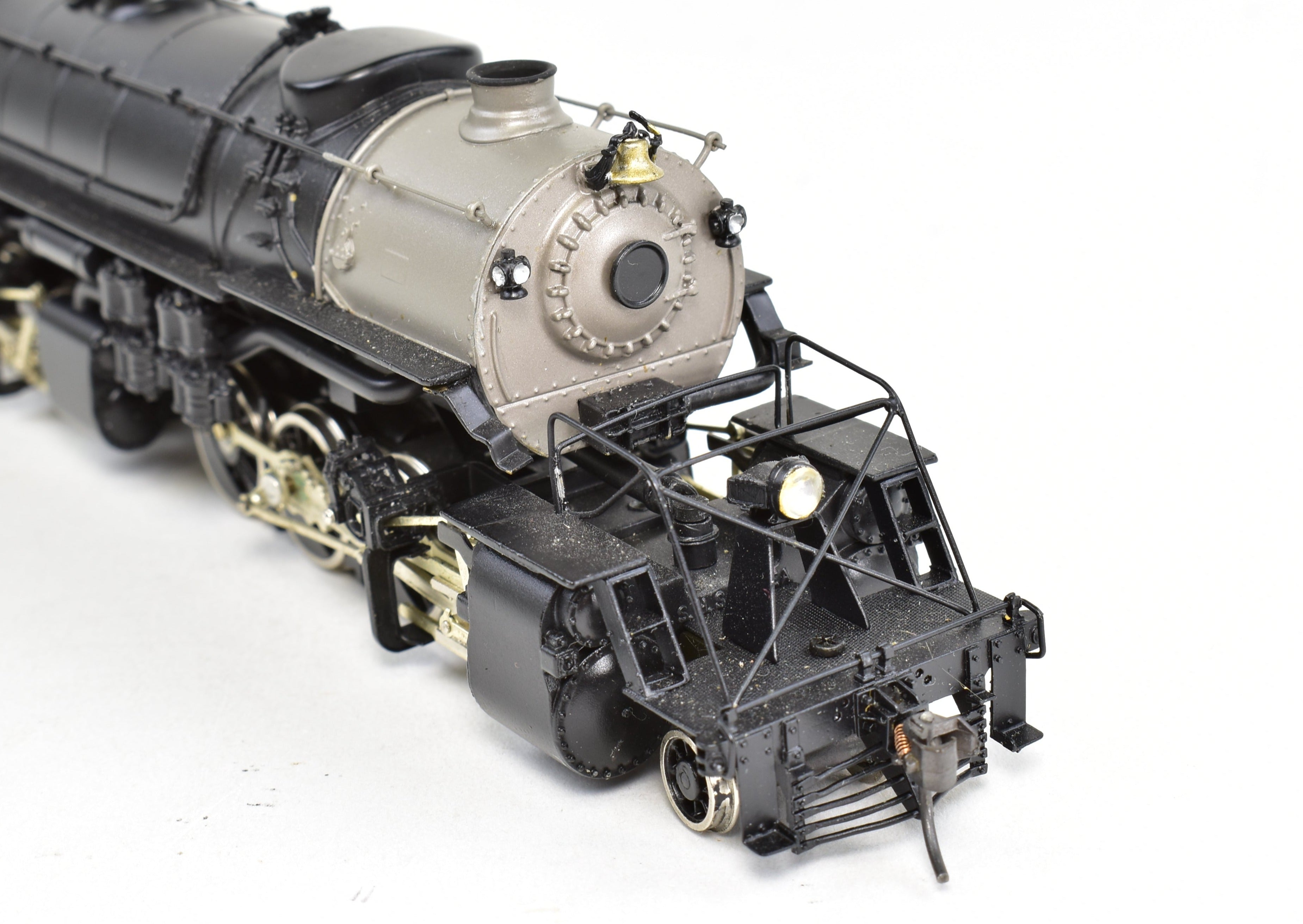 HO Scale Brass ATSF - Santa Fe USRA 2-8-8-2 Mallet Factory-Painted Powerhouse Model