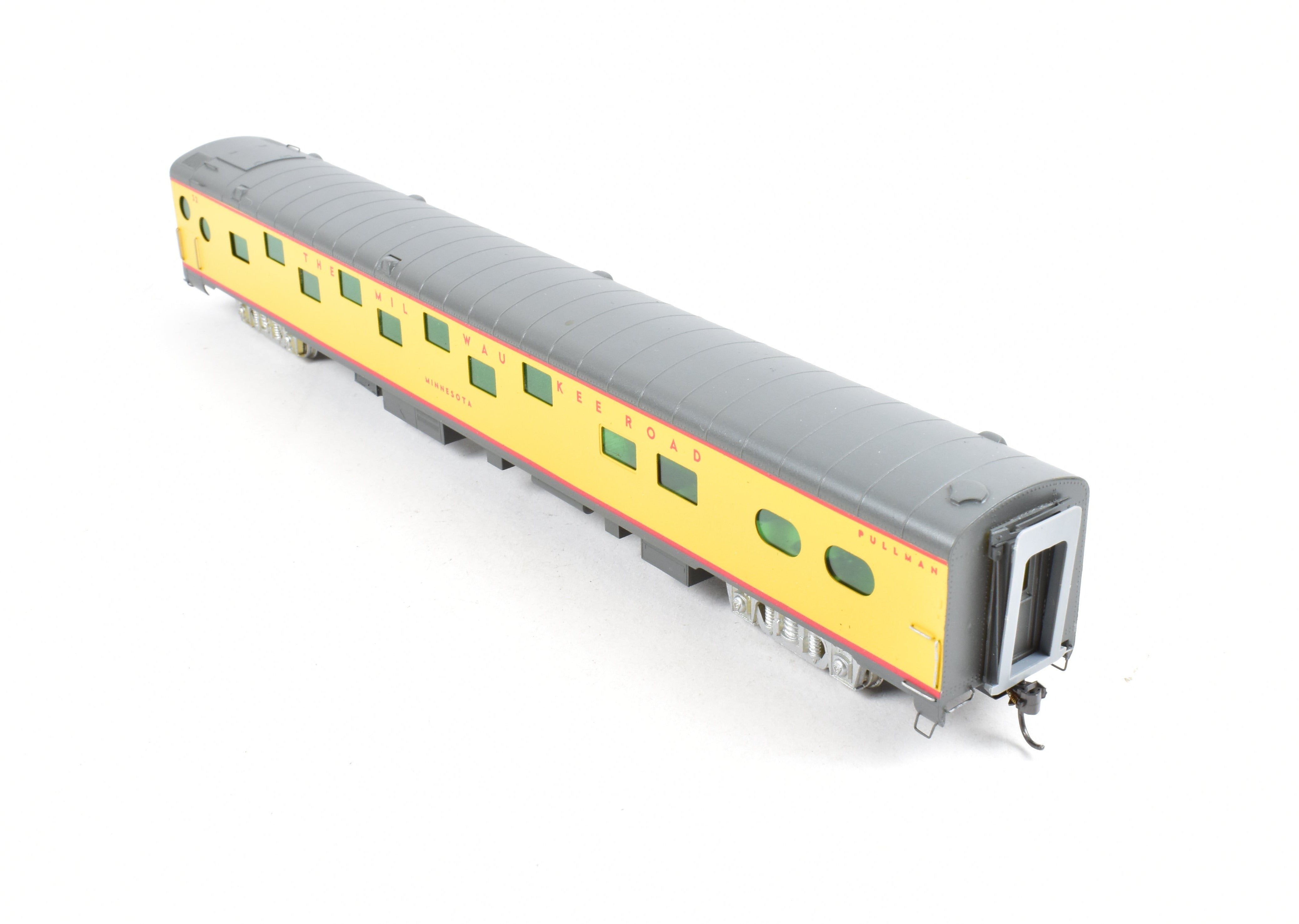 HO Custom Painted Brass Soho Milwaukee Road 16-Duplex-4DB Sleeper 'Minnesota'