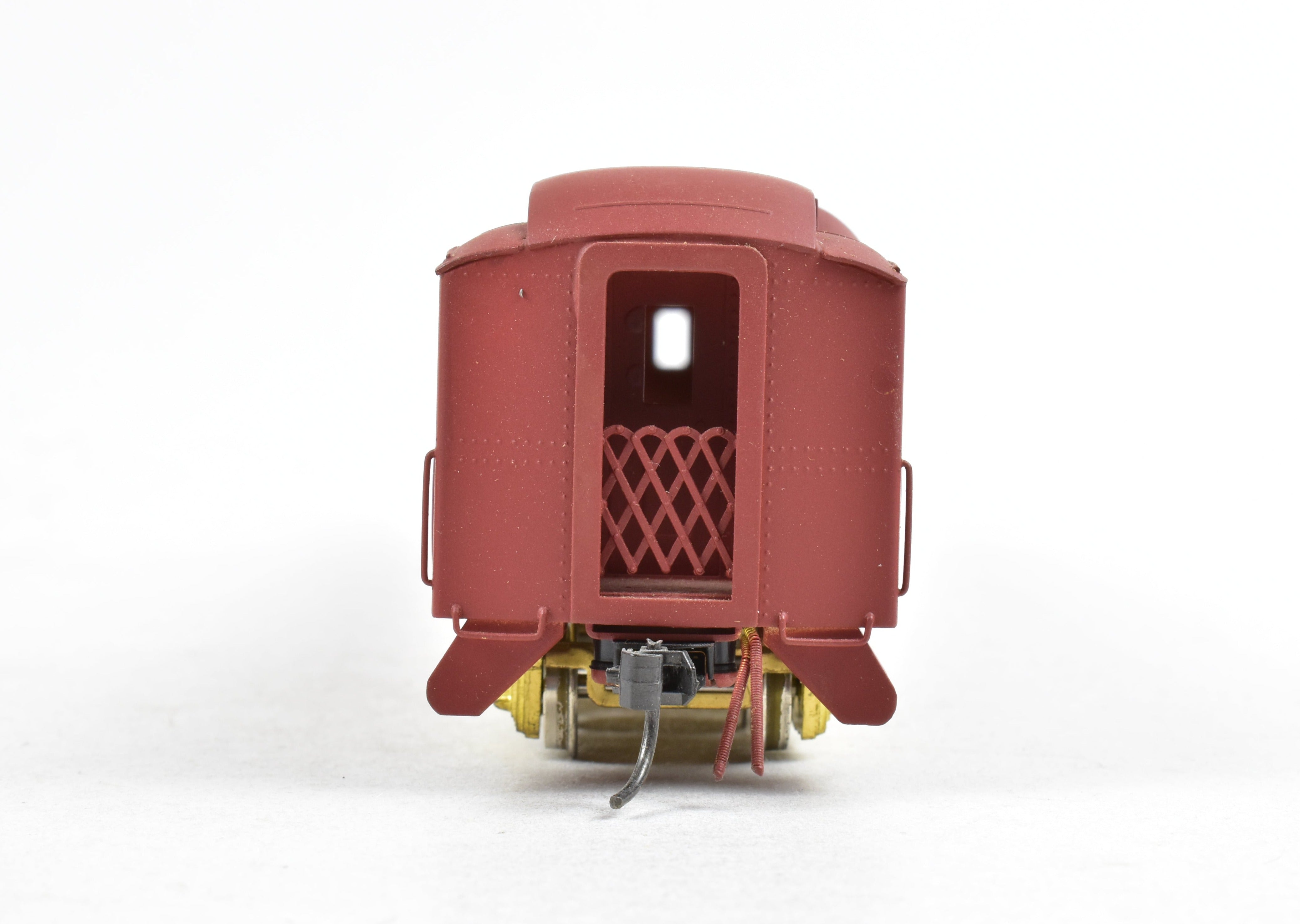 HO Scale Brass Soho 10 - Section HW Sleeper Chief Black Bear Model