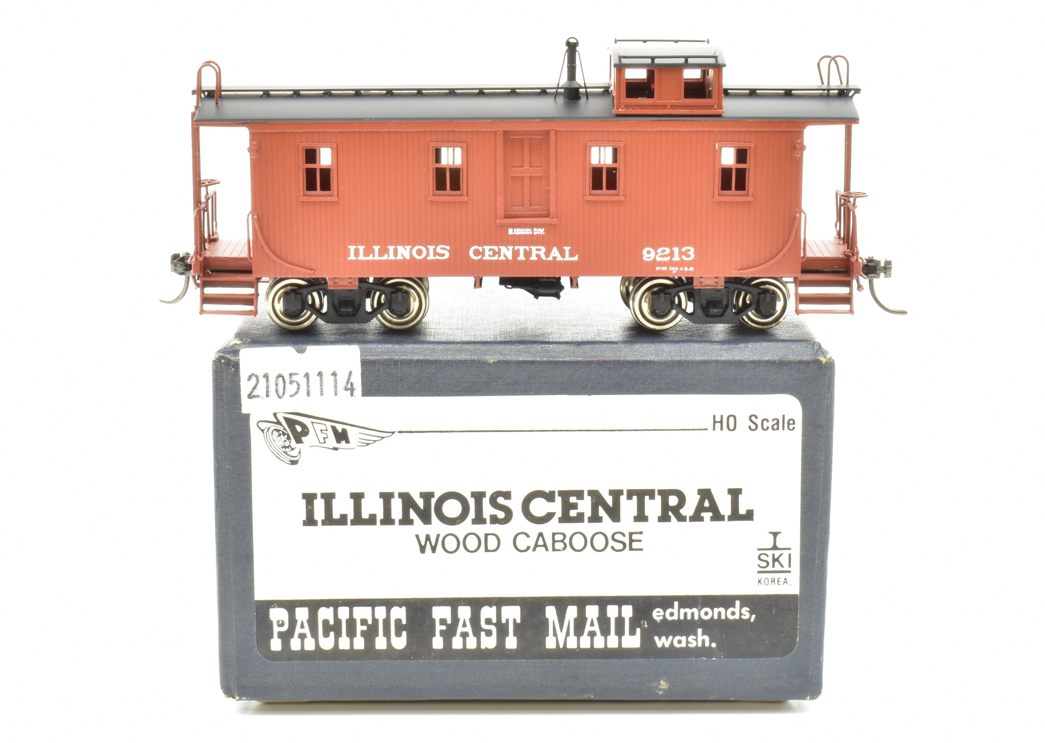 HO Scale Brass Pacific Fast Mail (PFM) SKI Illinois Central Wood Caboose Factory Painted Model Train Car