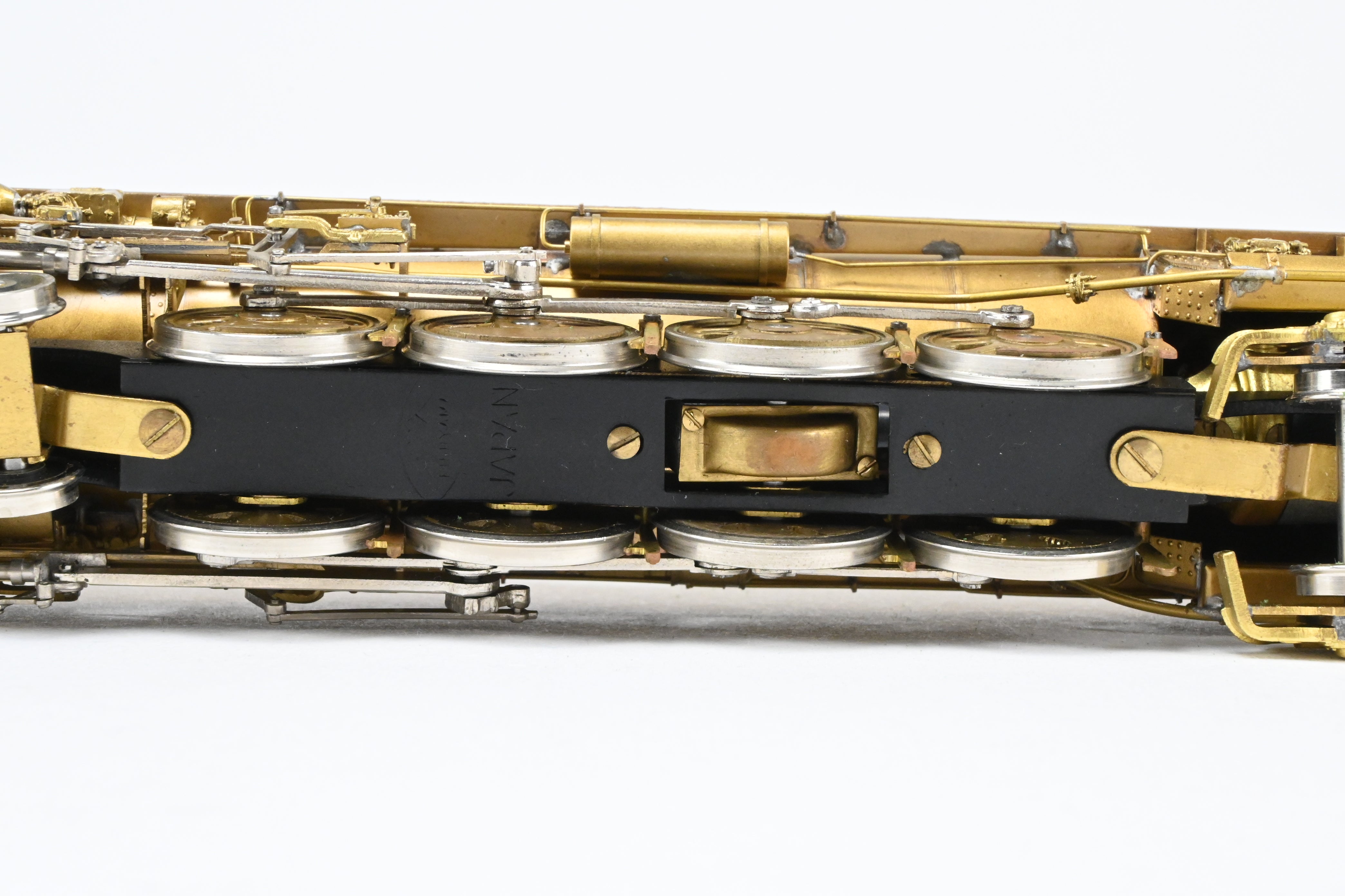 High - Quality HO Scale Brass PFM - Fujiyama Missouri Pacific 2200 Class 4 - 8 - 4 Steam Locomotive Model