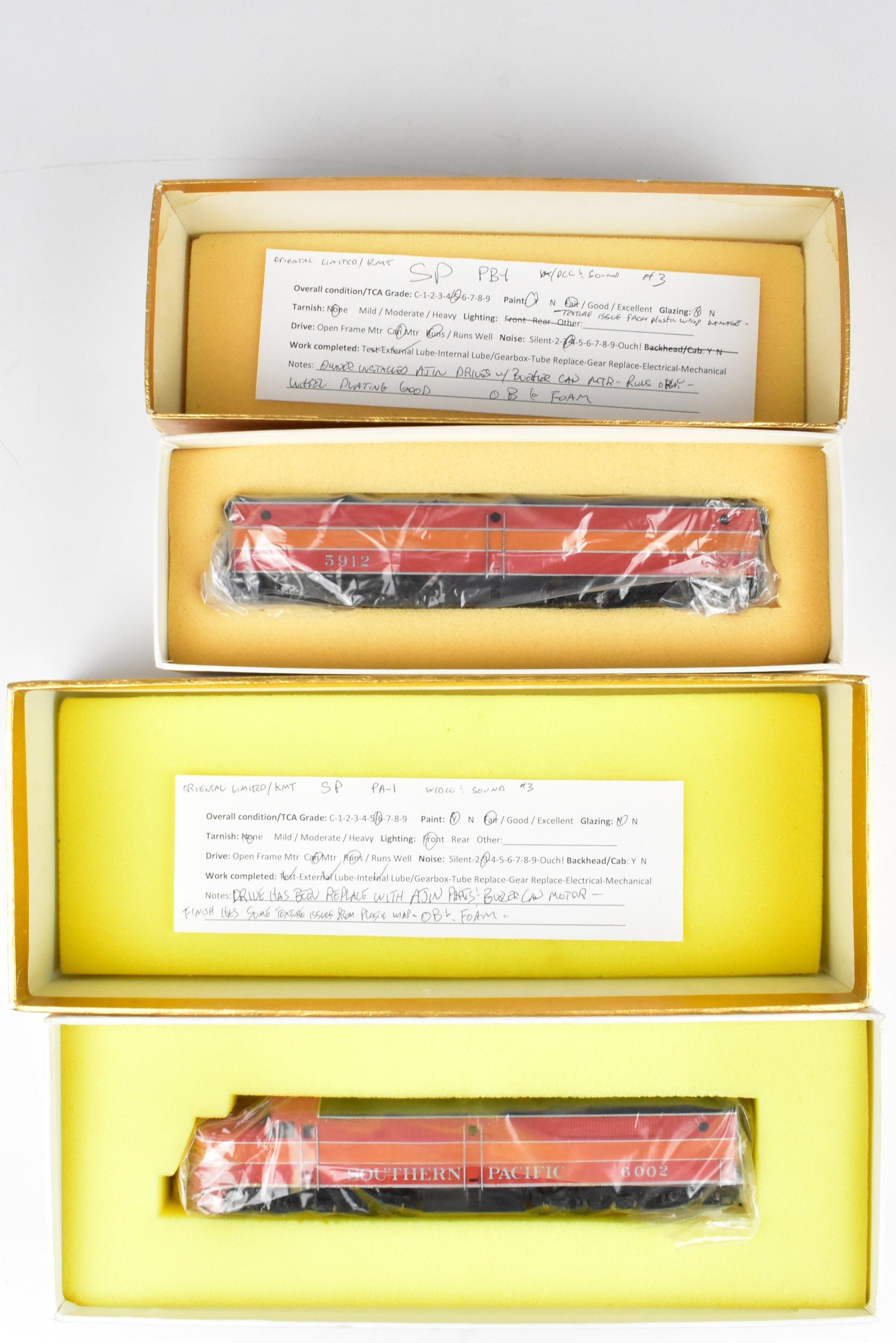 High - Quality HO Scale Brass Model Train Set - Southern Pacific Alco PA - 1/PB - 1 Limited Edition with Ajin Drives, DCC and Sound Function (CP Nos 6002/5912)