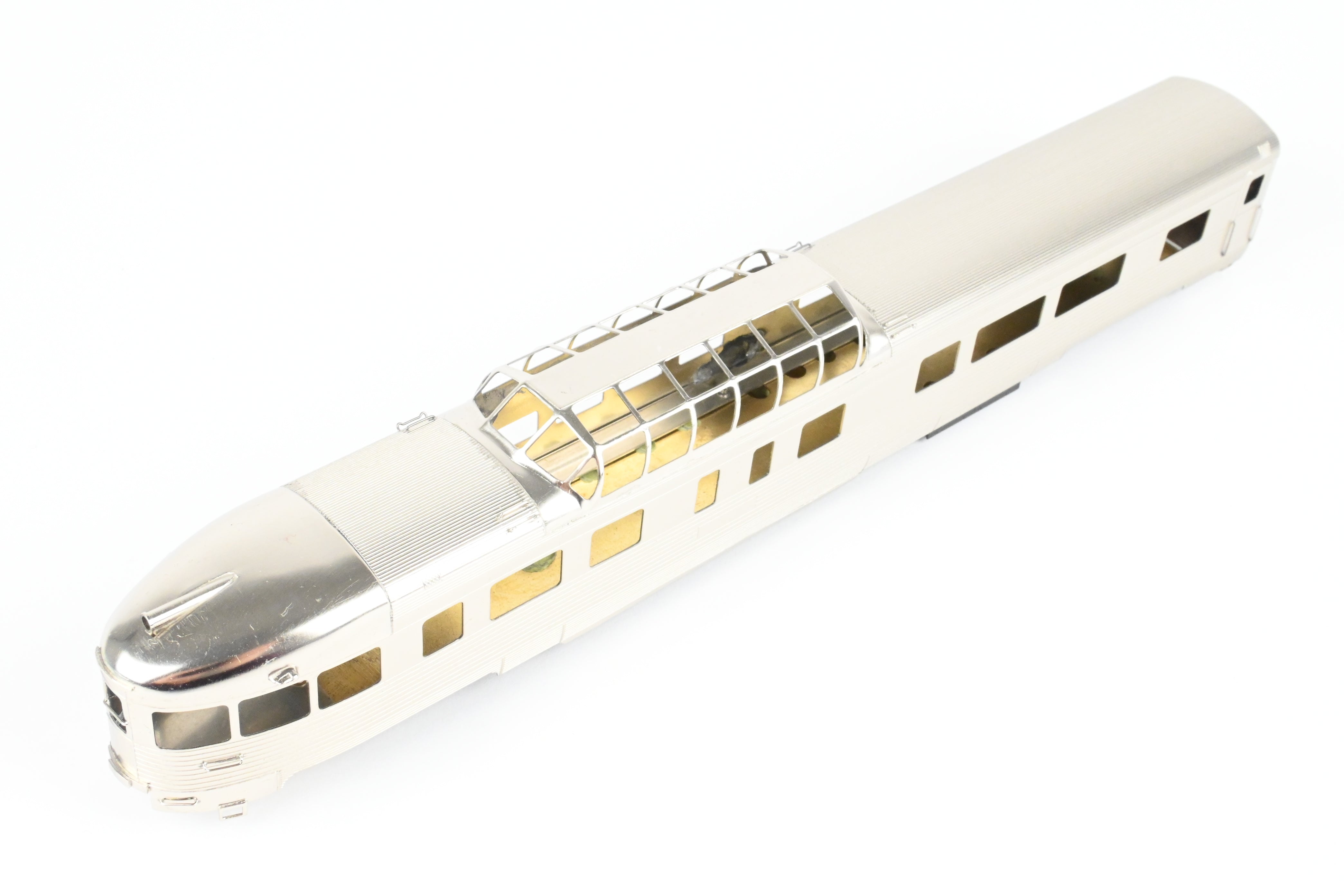 High - Quality HO Scale Brass Lambert Chesapeake and Ohio (C&O) Budd Dome Observation Model Train Car