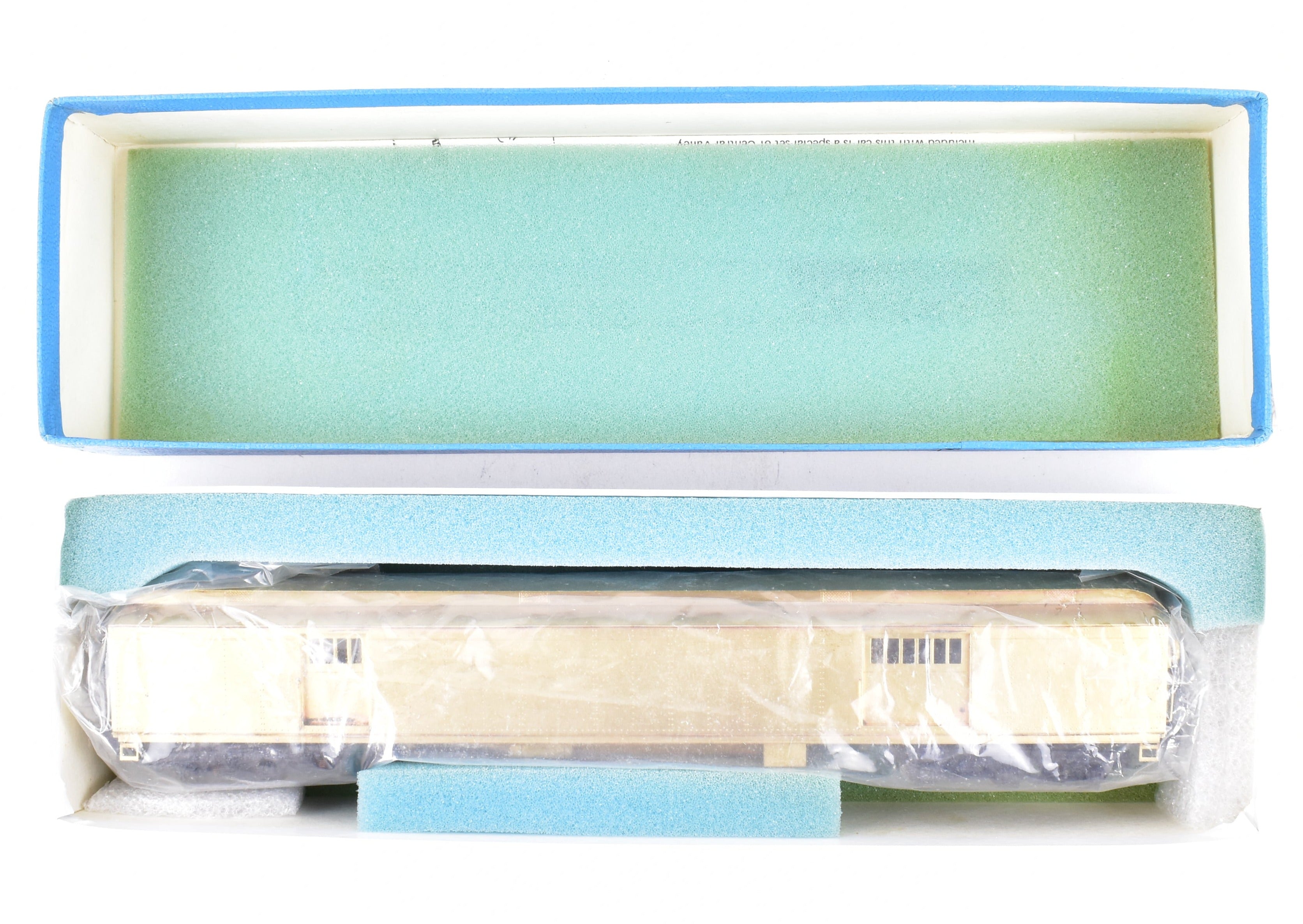 HO Scale Brass Lambert Model Train - Various Roads ATSF - Santa Fe Heavyweight Baggage Car with Central Valley Trucks