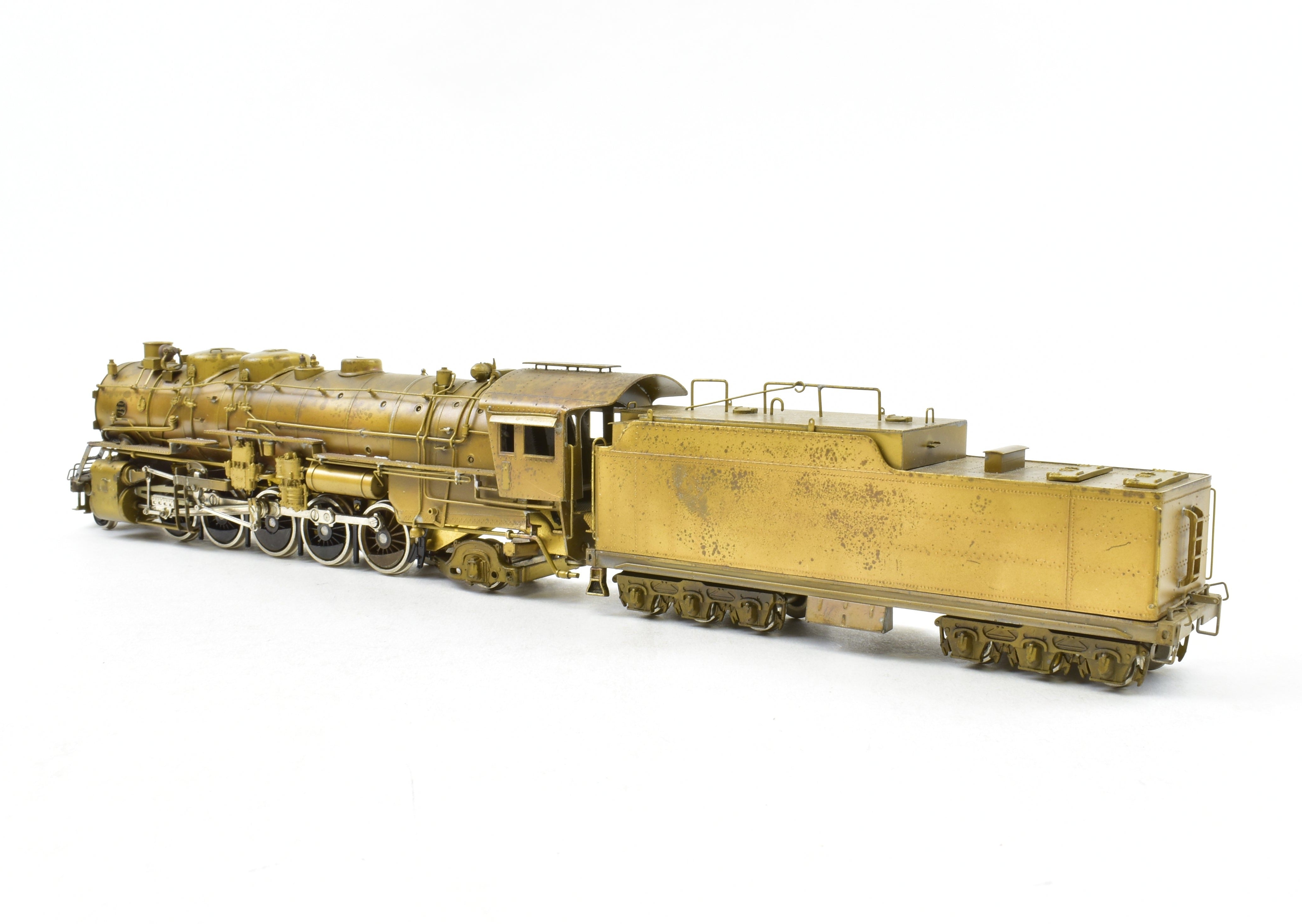 High - Quality HO Scale Brass Pacific Fast Mail Model Train - United ATSF - Santa Fe 2 - 10 - 2