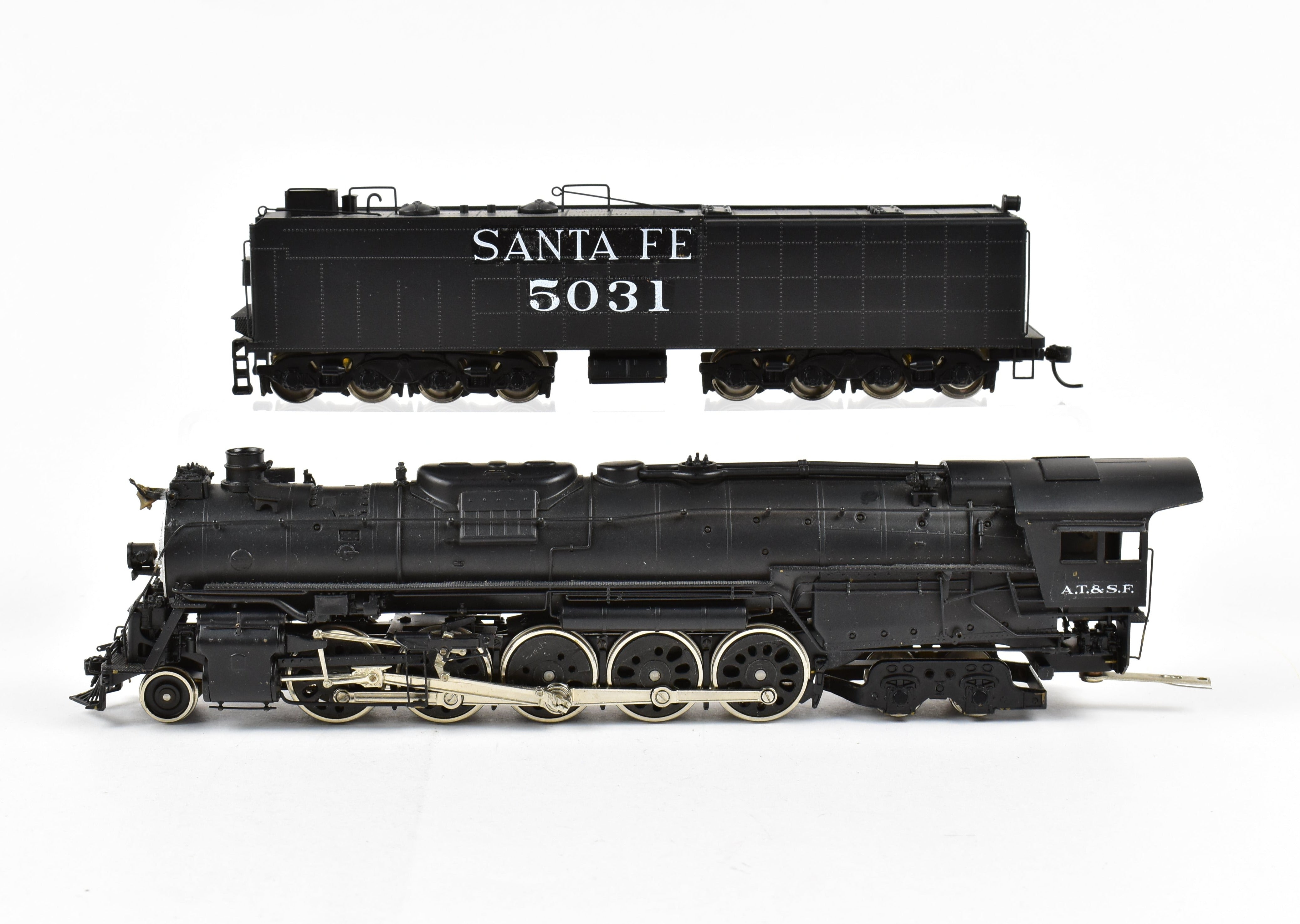 Custom Painted HO Brass PFM - United ATSF - Santa Fe 2-10-4 Locomotive #5031