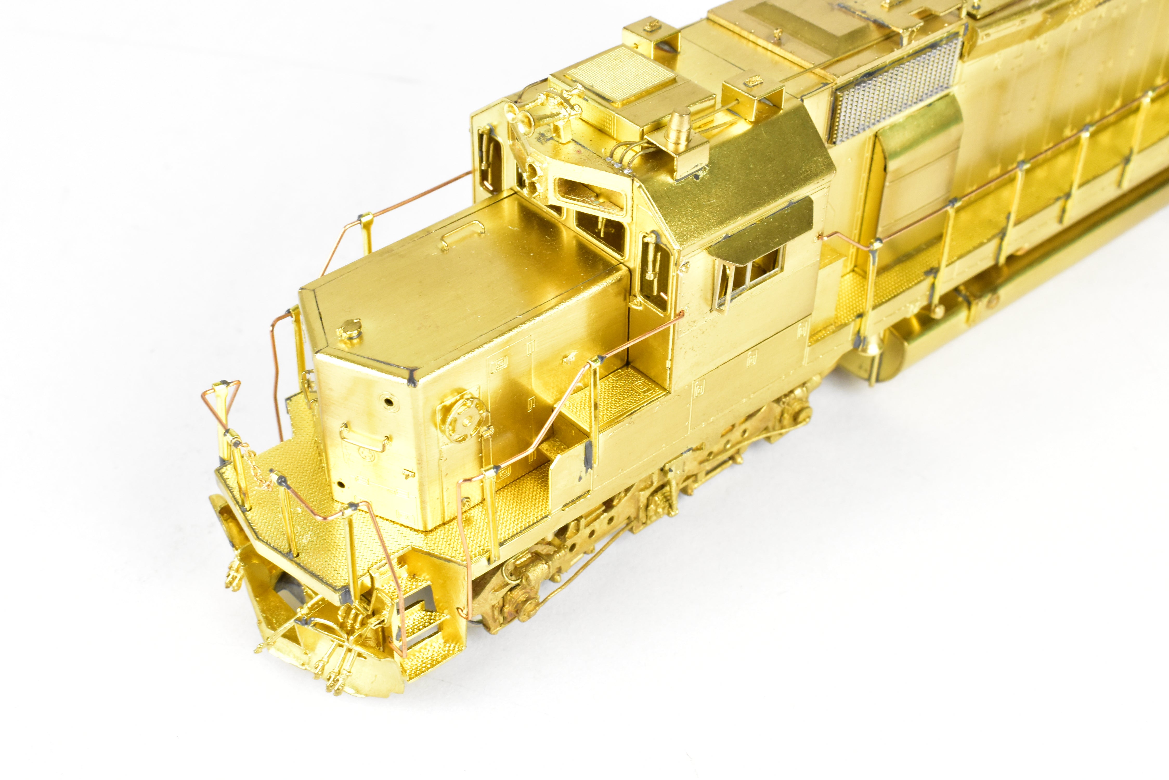 Brass ATSF - Santa Fe EMD SD40-2 116 Inch Snoot Nose Model by Overland