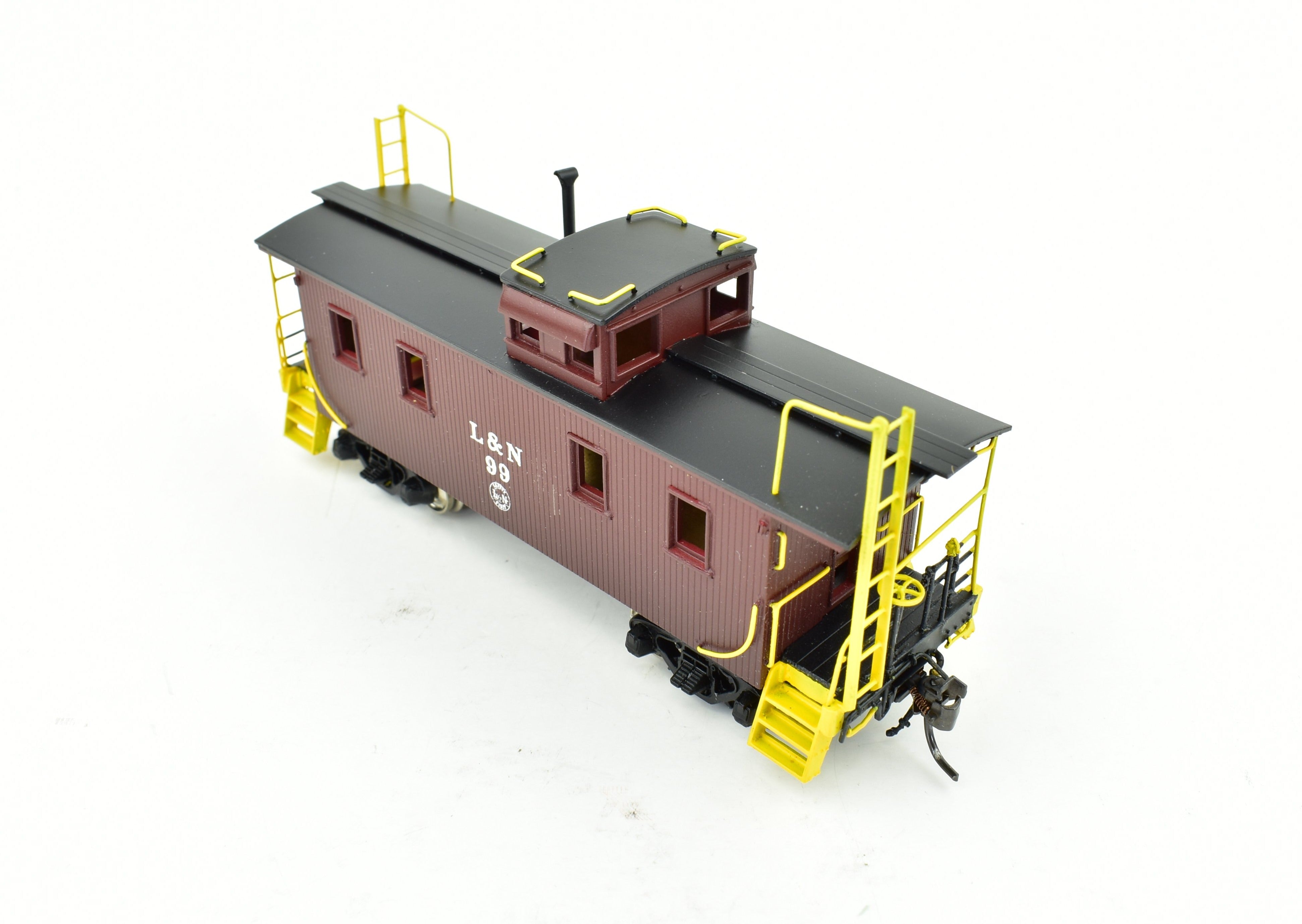 HO Scale Brass PFM SKI Louisville & Nashville NE Series Wood Caboose, Factory Painted