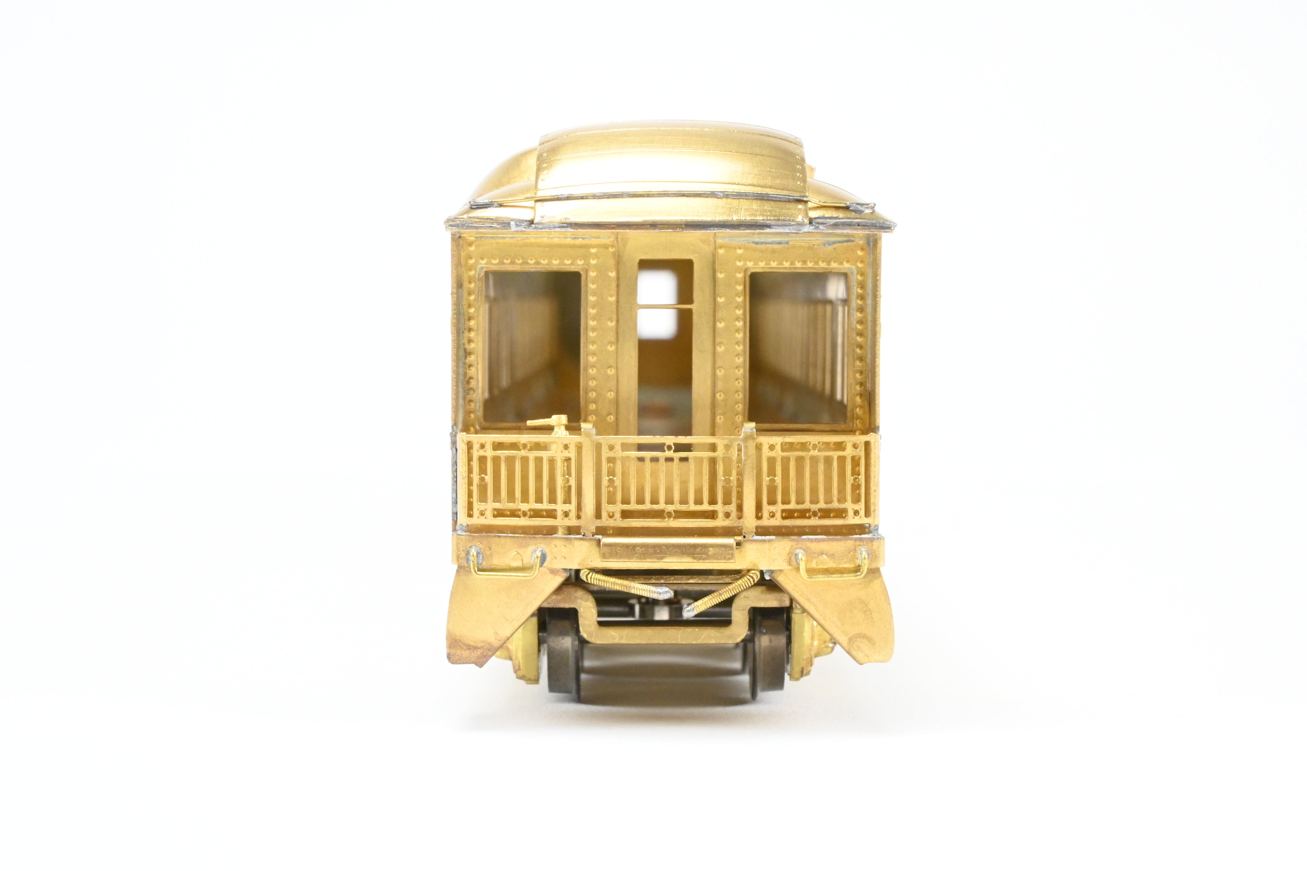 HO Scale Brass Soho 10-Section Lounge Observation Car - Mt. Hood Version