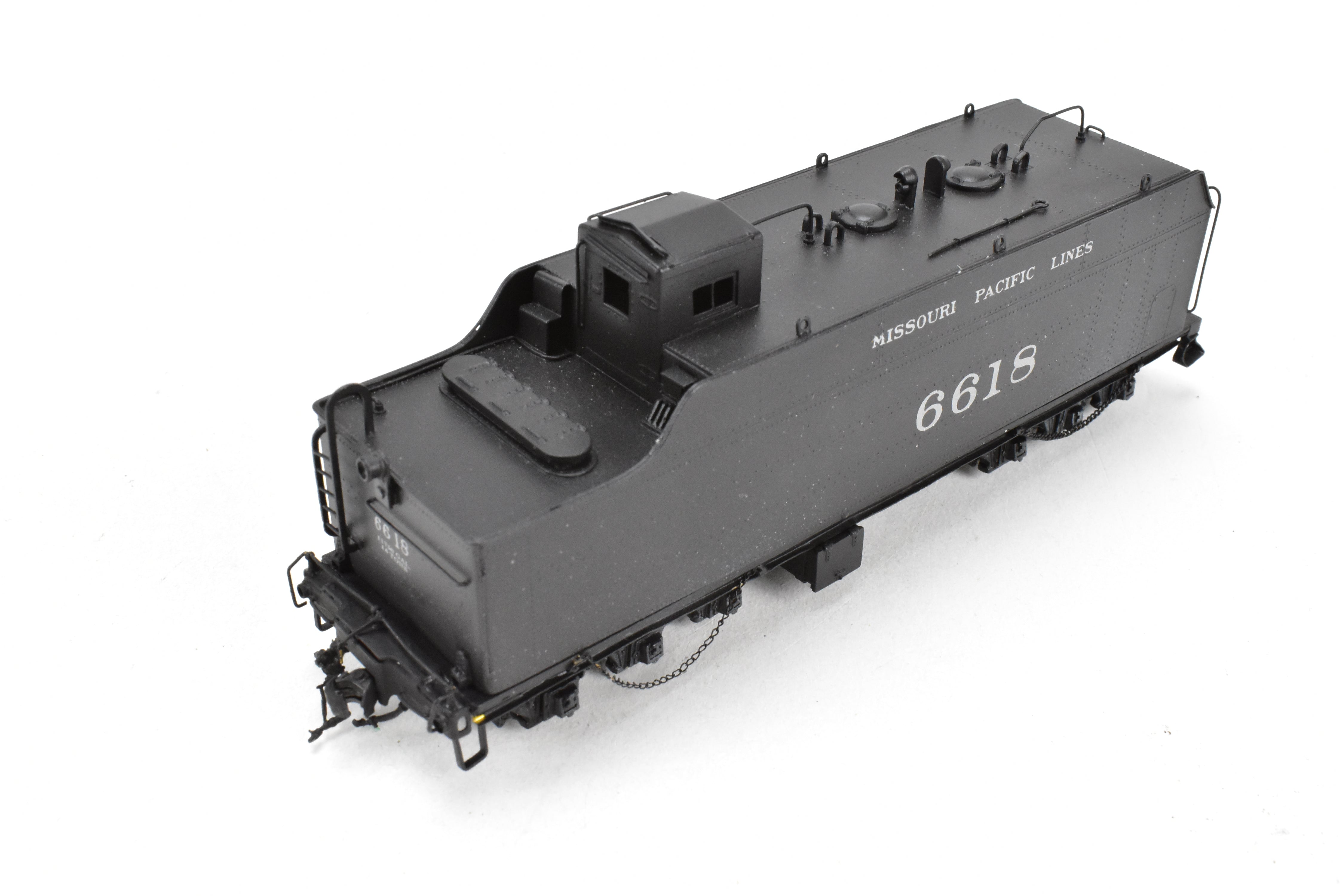 Custom Painted HO Brass PFM Samhongsa Missouri Pacific 4-6-2 P-73 No. 6618