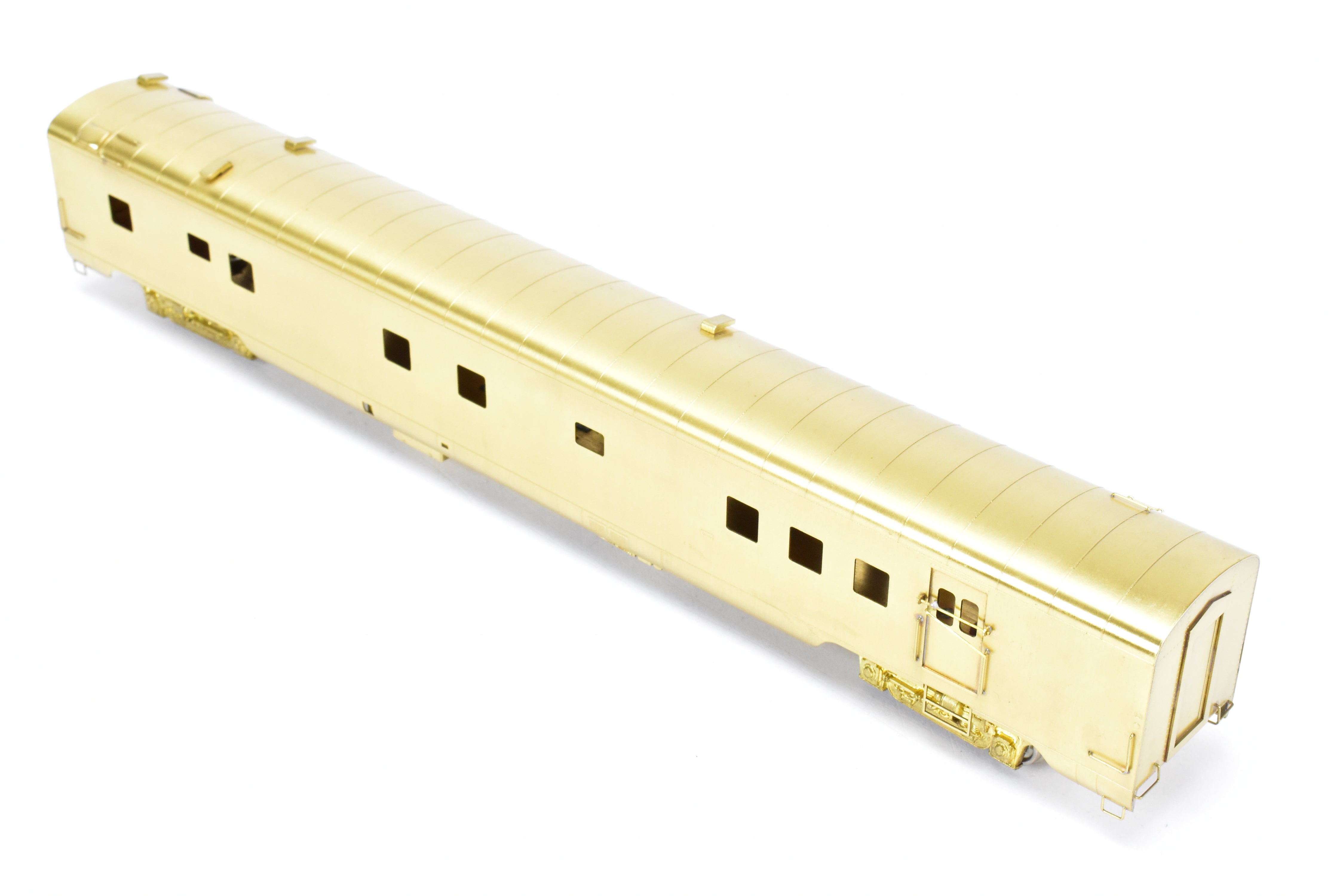 HO Scale Brass Model of Oriental Limited NP - Northern Pacific North Coast Limited Mail - Dormitory Car #425 with Skirts