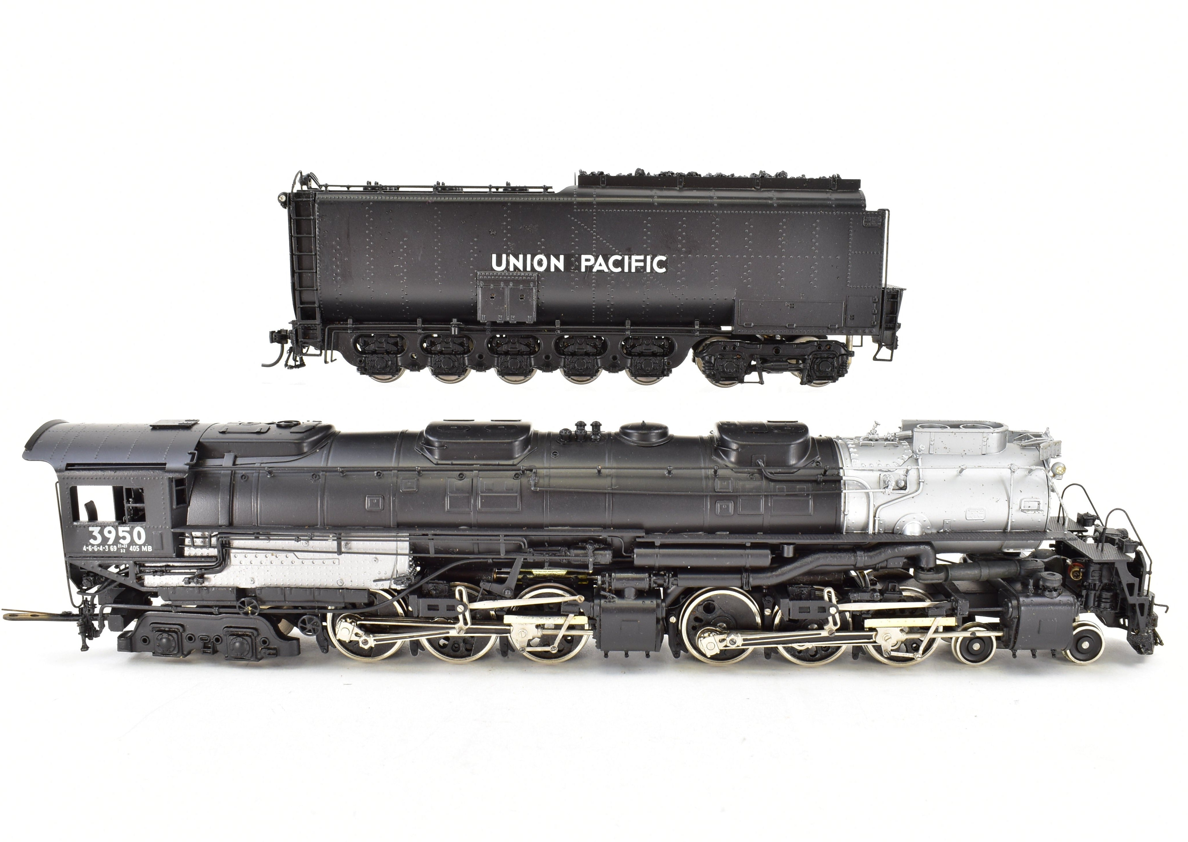 HO Scale Brass PFM - Tenshodo Union Pacific 4-6-6-4 Challenger 1975 Crown Steam Locomotive Model