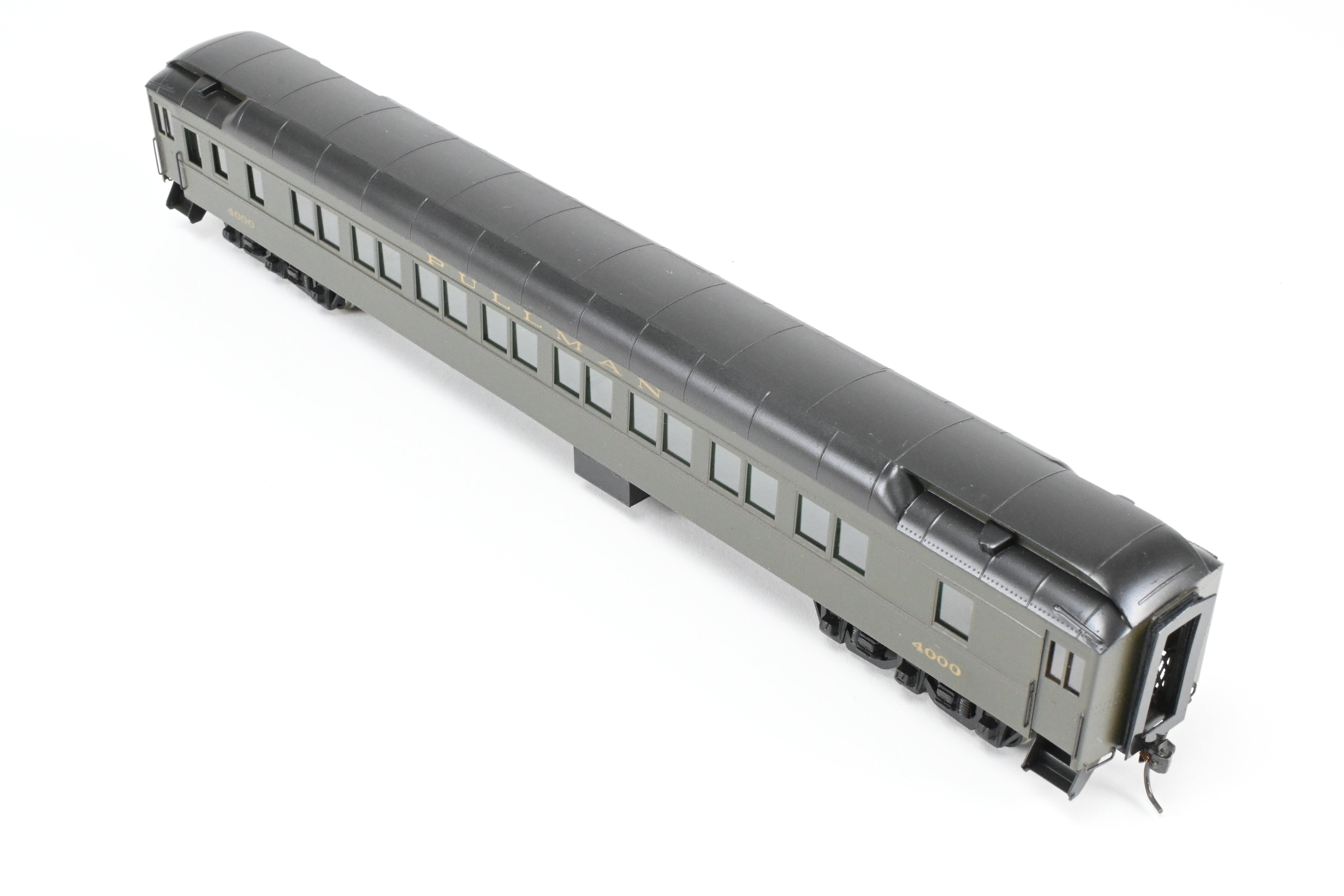 HO Scale Brass Model of Soho Pullman Riverdale 16 - Section Heavy - Weight Sleeper for Denver & Rio Grande Western Railroad, Numbered #4000