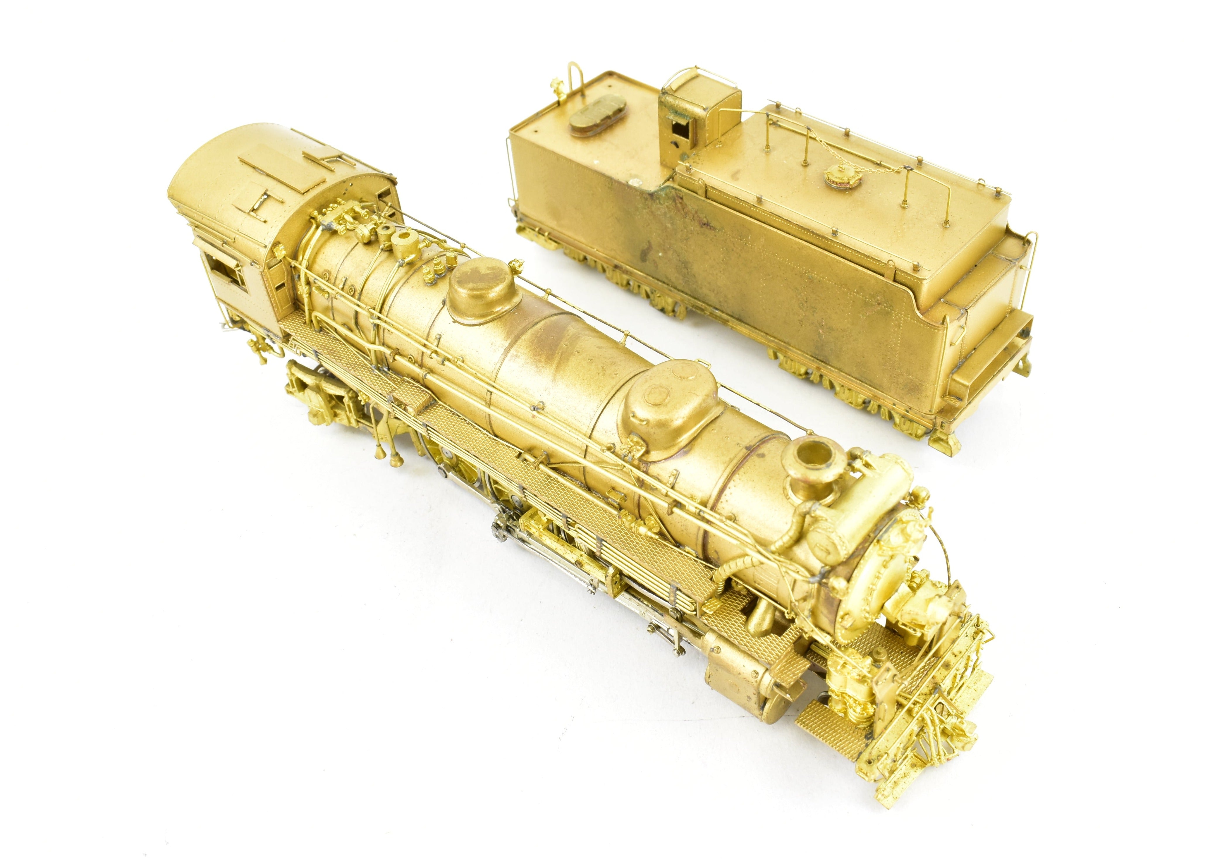 HO Scale Brass Key Imports Texas & Pacific H-2r 2-8-2 Mikado Steam Locomotive Model #800 with Elesco Feedwater Heater