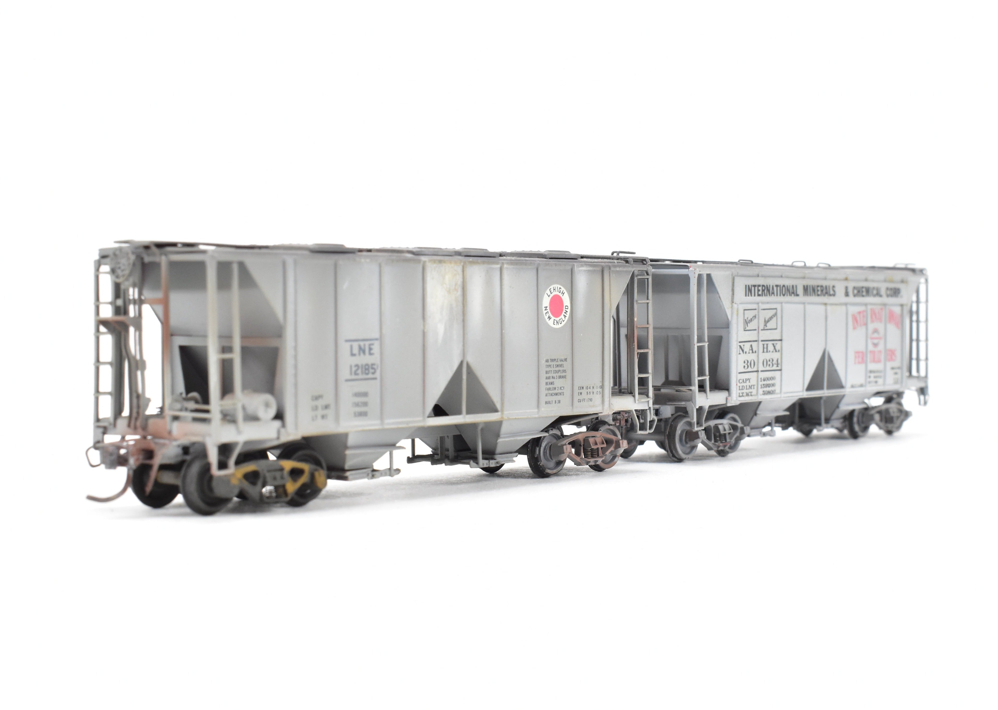 HO Scale Brass 2-Piece Lot of Custom Painted & Weathered ACF 34' Covered Hoppers