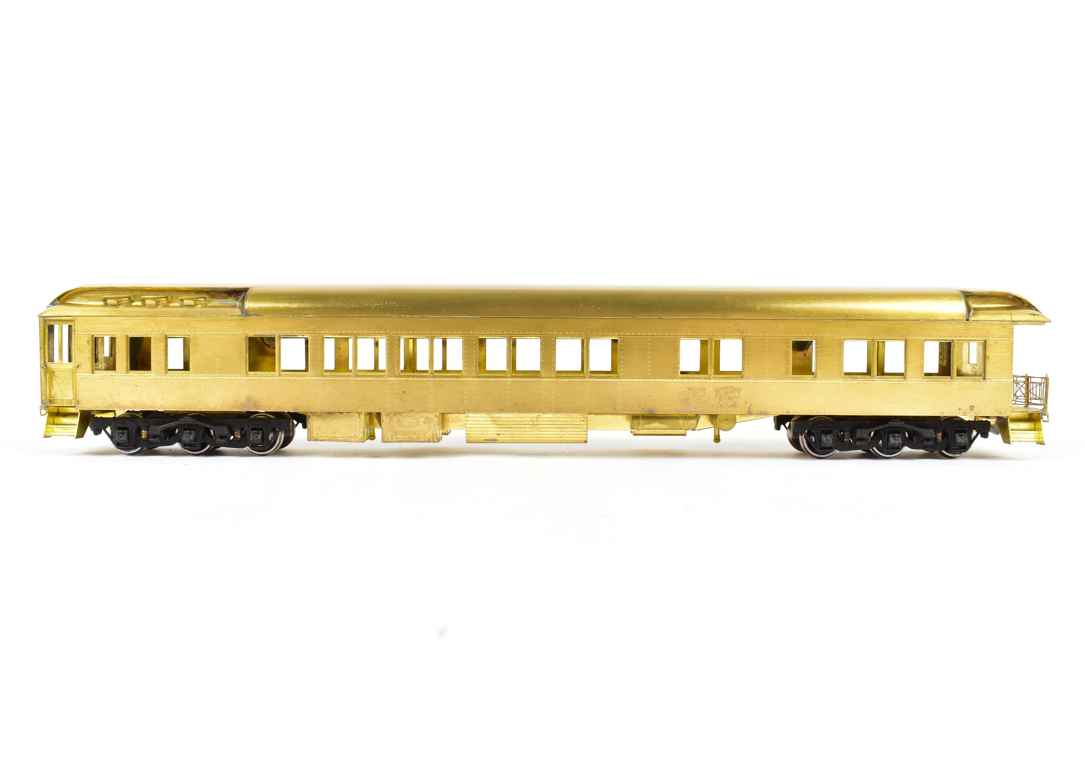High - Quality HO Scale Brass Lambert Heavyweight 10 - Section Lounge Observation Model for Various Roads with Central Valley Trucks