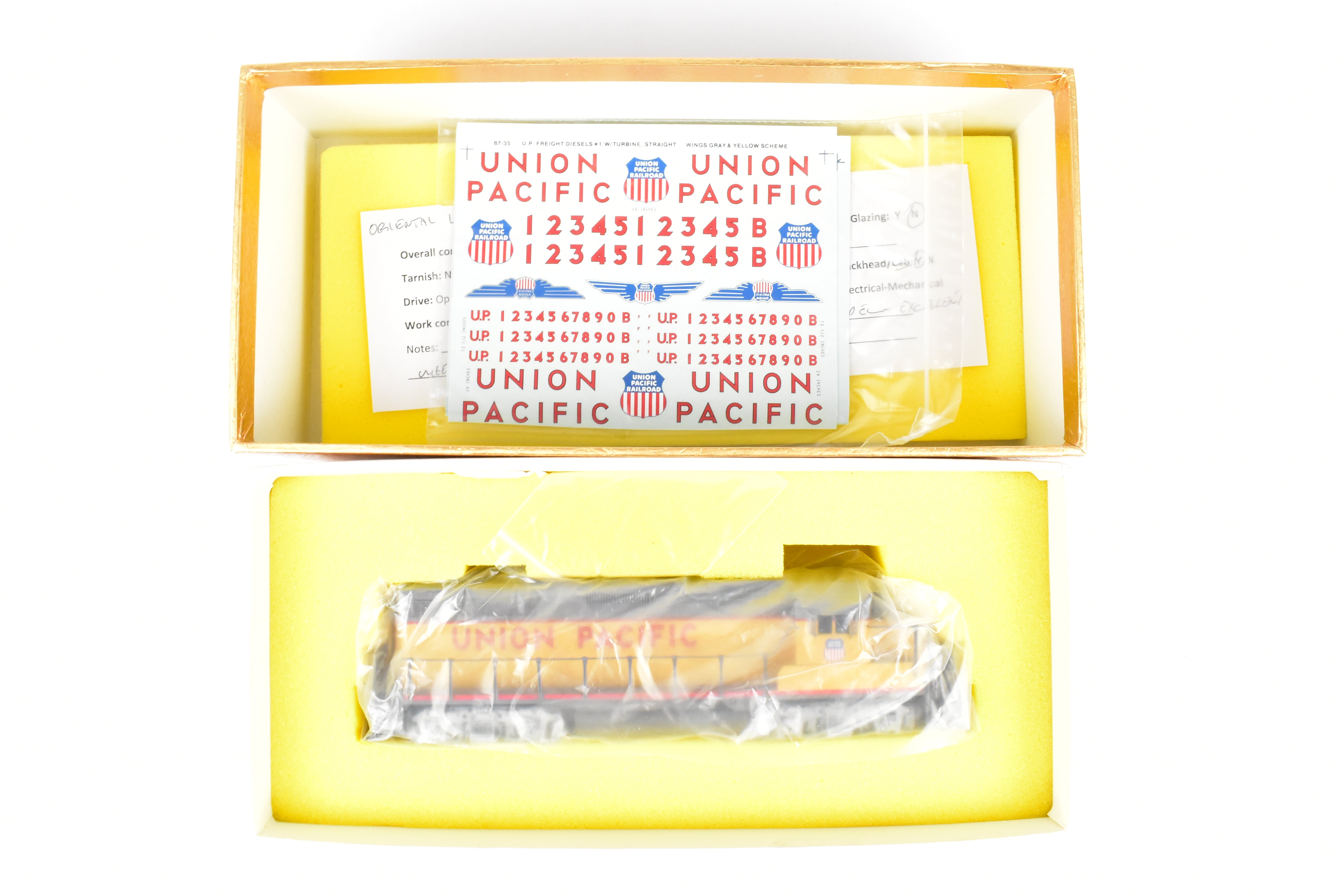 HO Scale Brass Model Train - Union Pacific EMD GP35 2500HP Low Hood FP by Oriental Limited