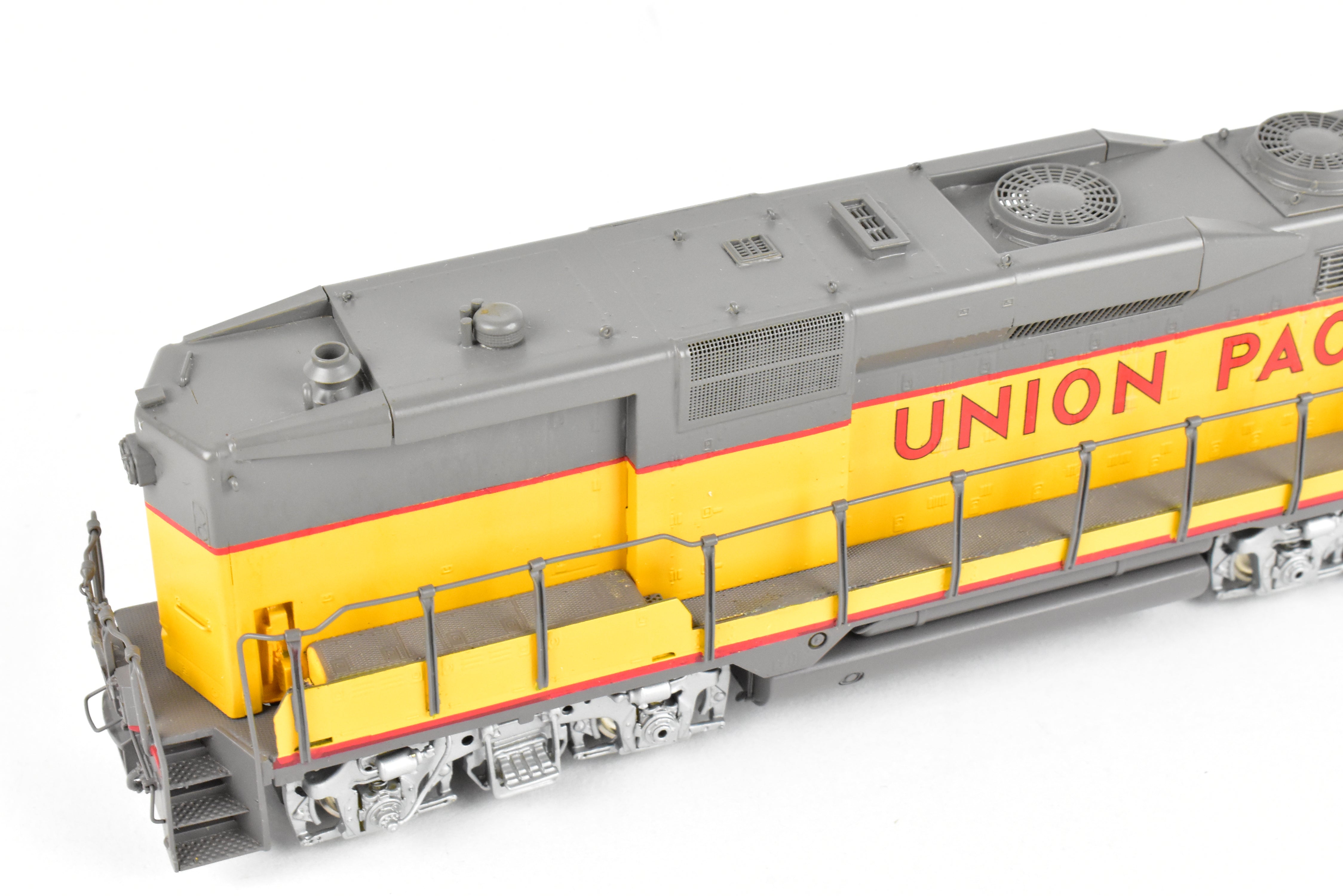HO Brass Oriental Limited UP EMD GP30/GP30B 2250HP B Unit w/Steam Gen