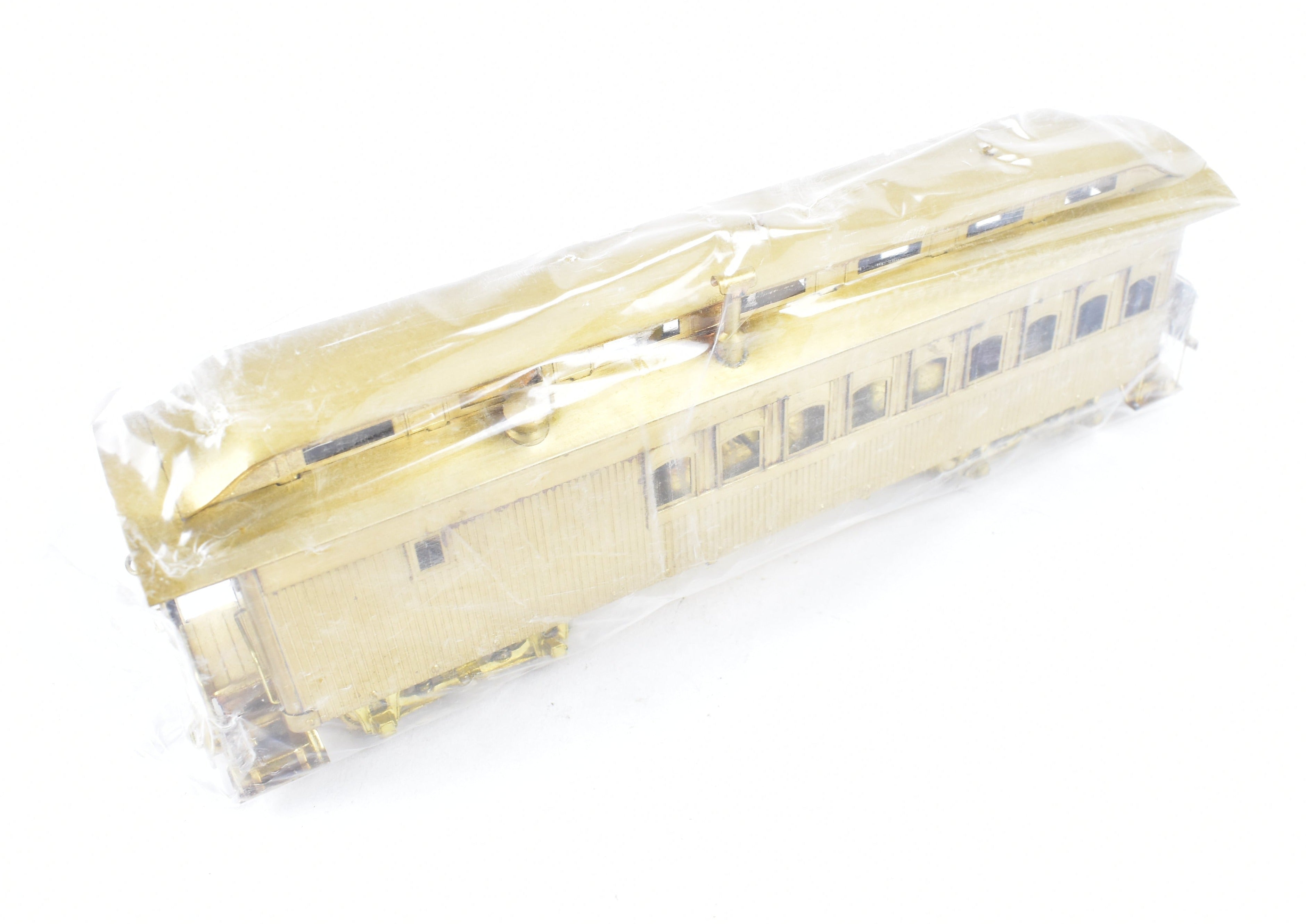HO Scale Brass Pacific Fast Mail Model - Fujiyama Virginia & Truckee Wood Club Car Julia Bulette Collectible Train Car