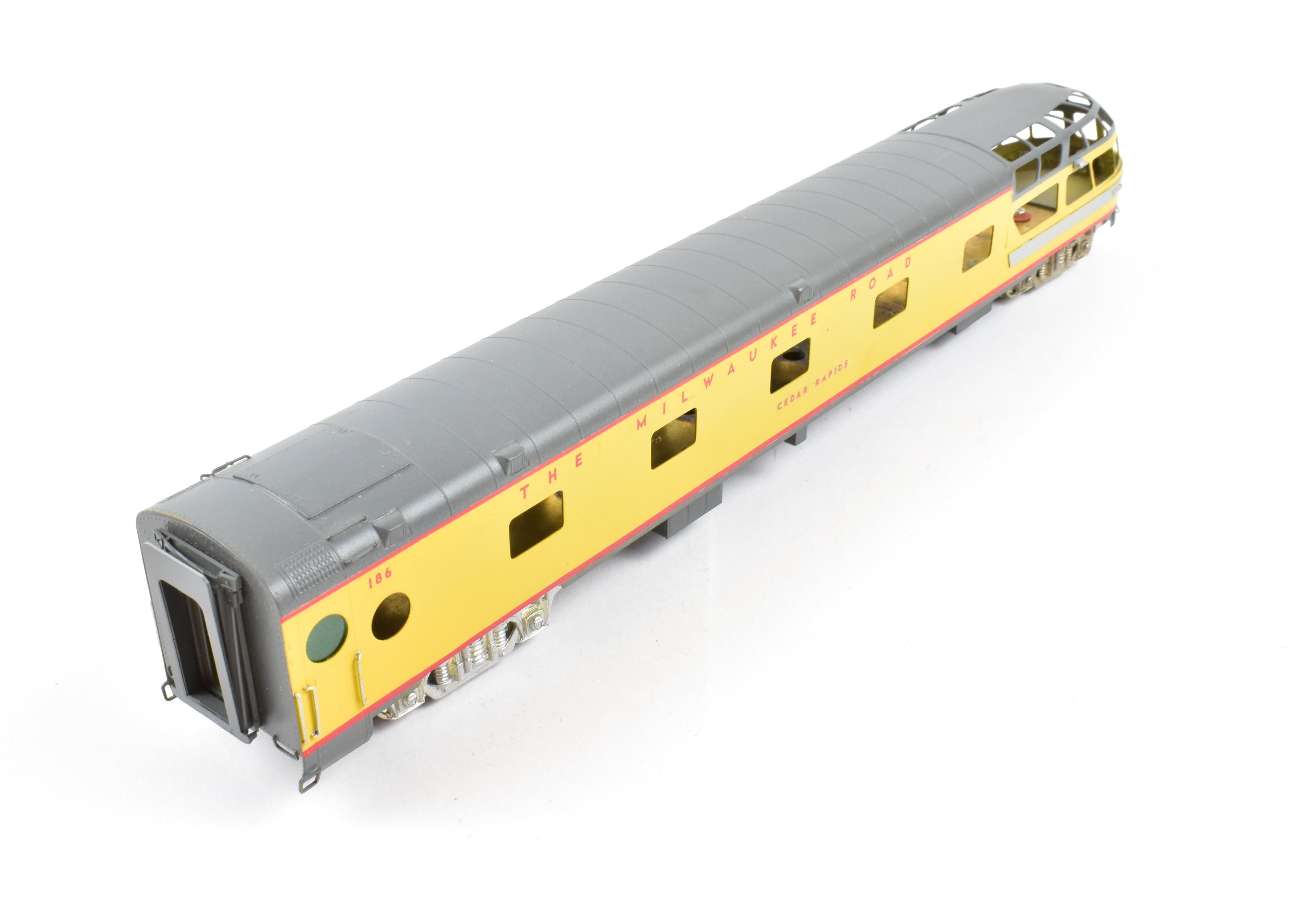 HO Scale Brass Soho Milwaukee Road Creek Series Custom Painted Sleeper - Observation Model Train Car for Cedar Rapids