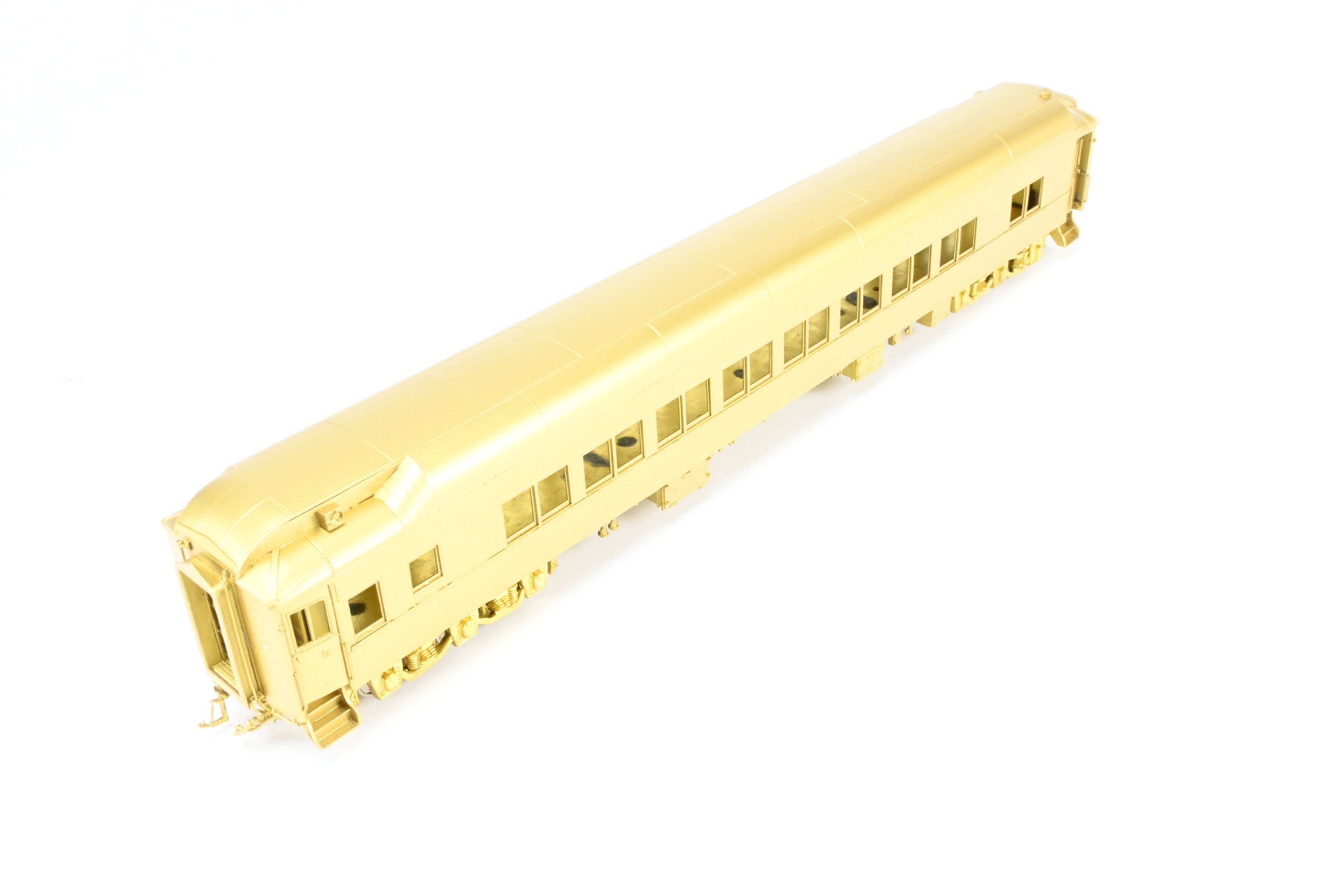 High - Quality HO Scale Brass Oriental Limited Pullman Heavyweight 16 - Section Tourist Sleeper with Mechanical Air - Conditioning for Model Trains