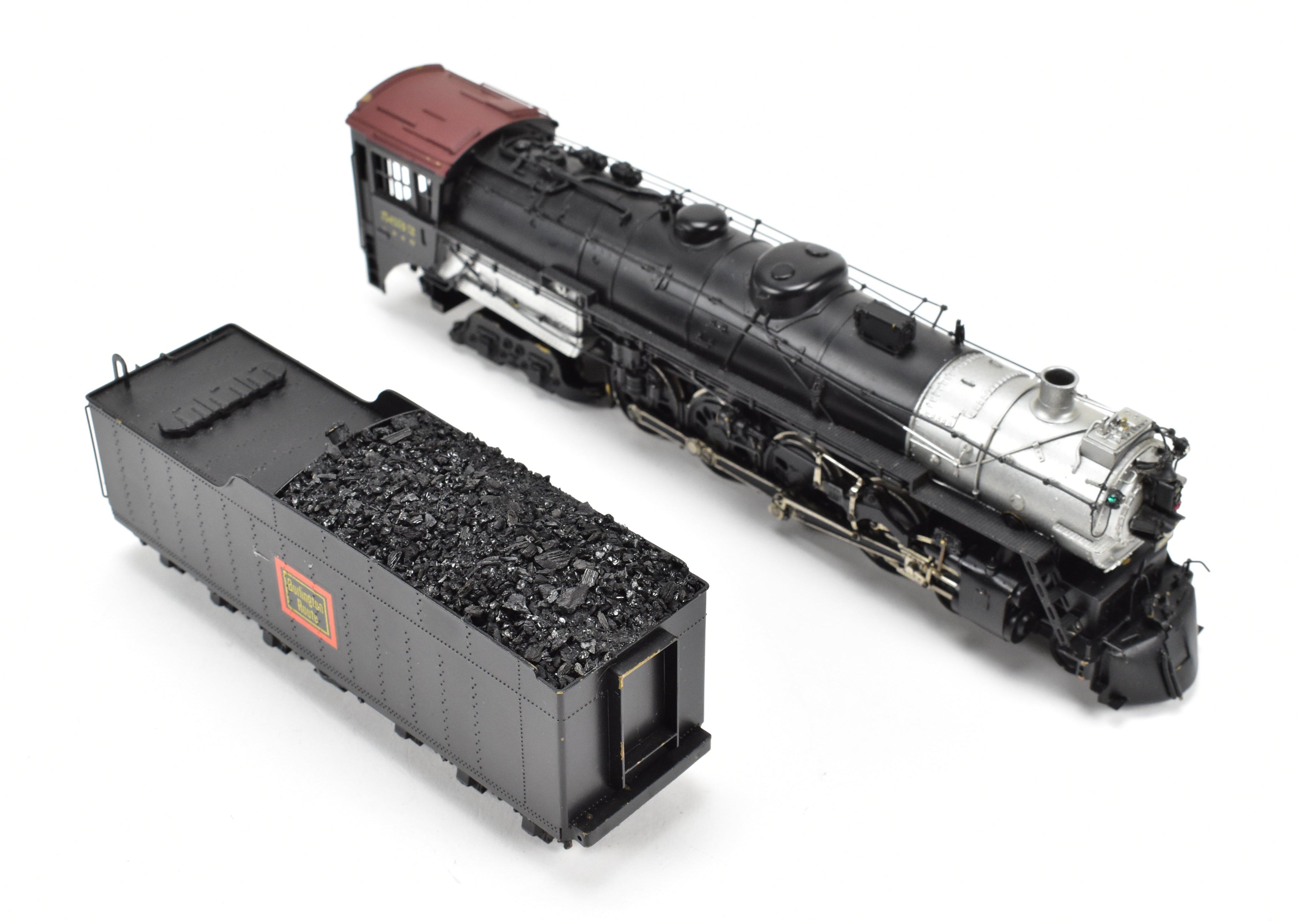 High - Quality HO Scale Brass Pacific Fast Mail Model Train - Toby CB&Q Burlington Route 4 - 8 - 4 Class O - 5, 1961 Run, Crown CP Numbered 5632