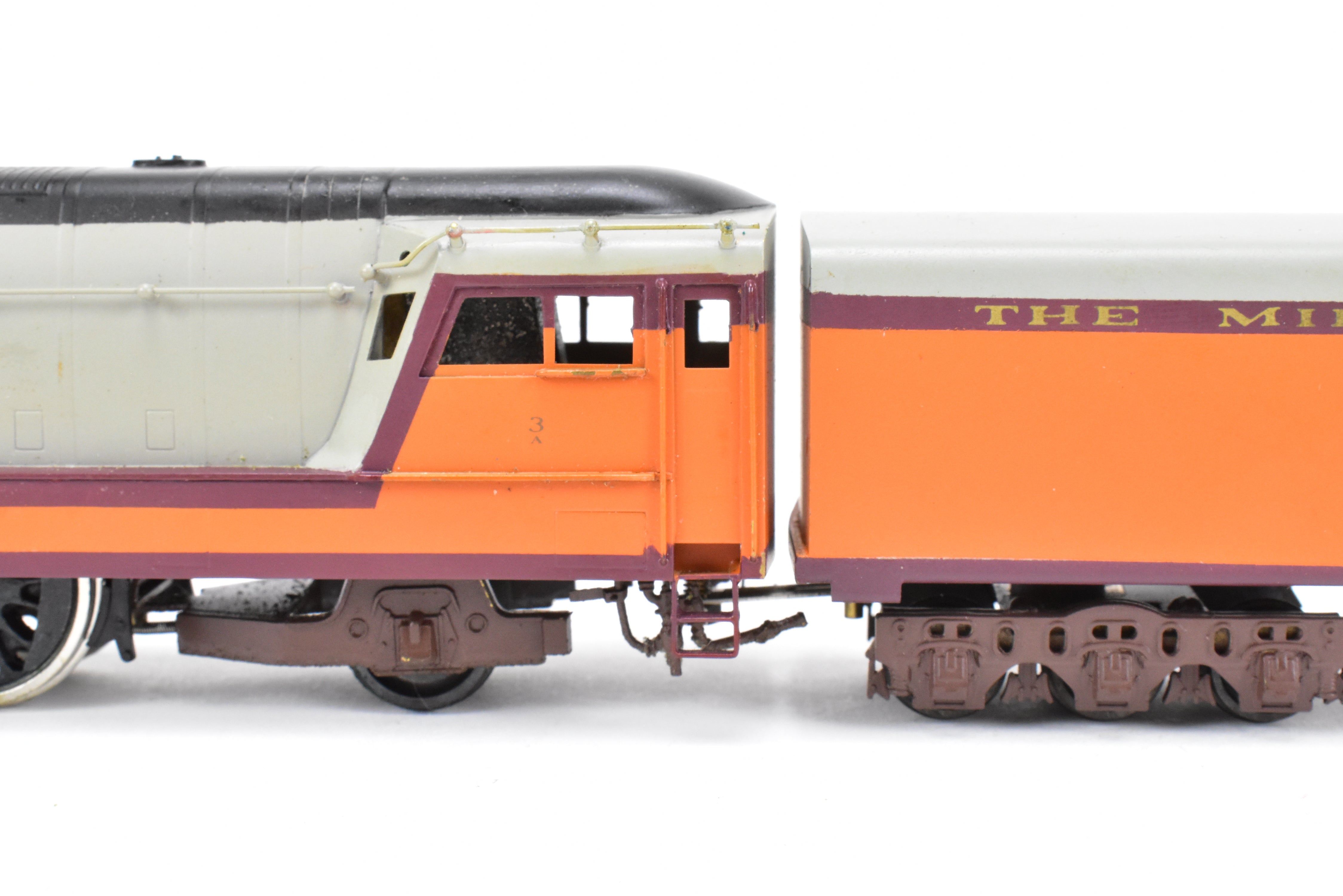 HO Scale Brass NPP Nickel - Plated Milwaukee Road Class A 4 - 4 - 2 Streamlined Hiawatha Atlantic w/Slight Foam Damage