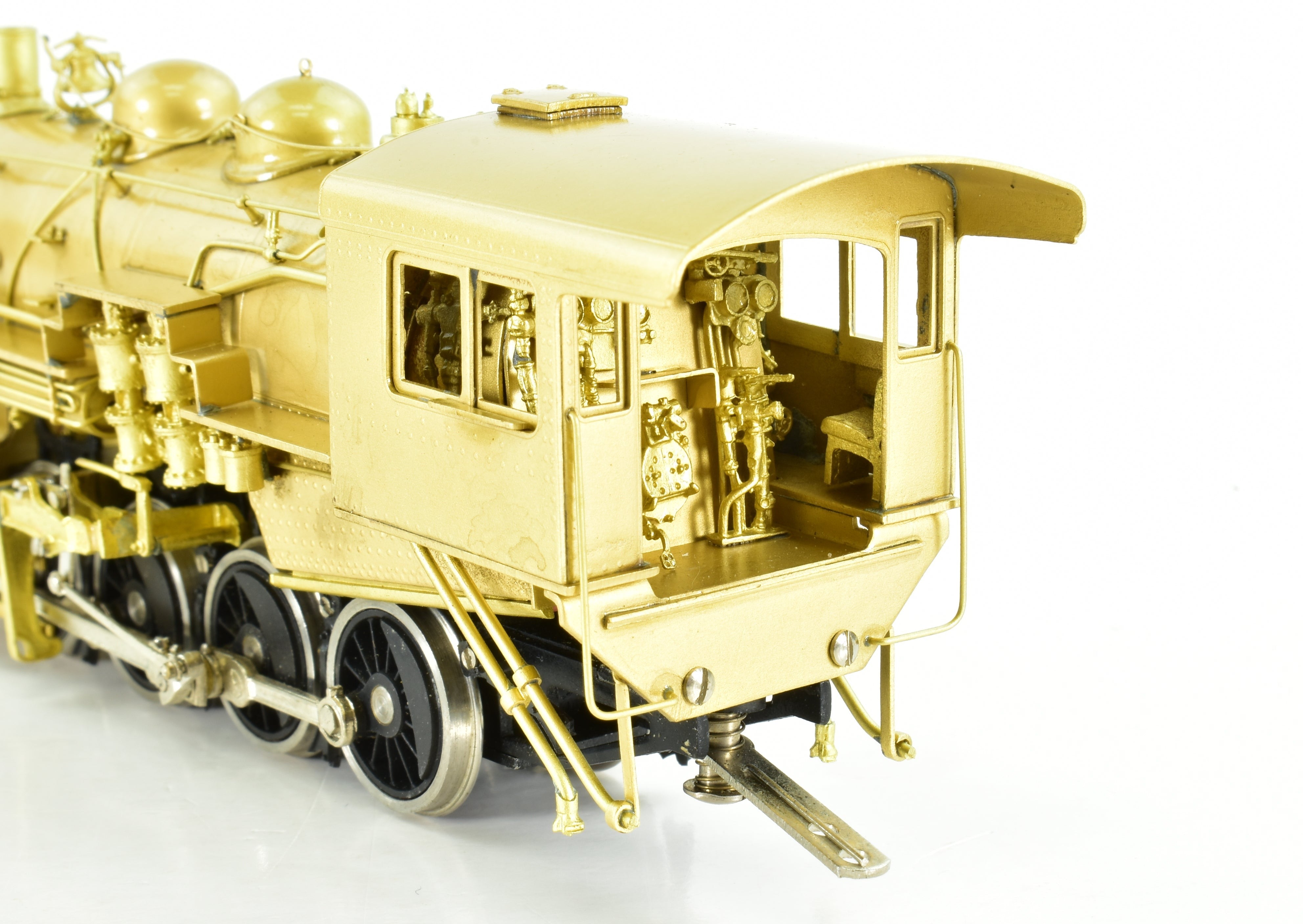 HO Scale Brass Nickel - Plated NPP (Nickel Plate Products) New York Ontario & Western Class W - 2 2 - 8 - 0 Locomotive with Side - Mounted Air Pumps Model