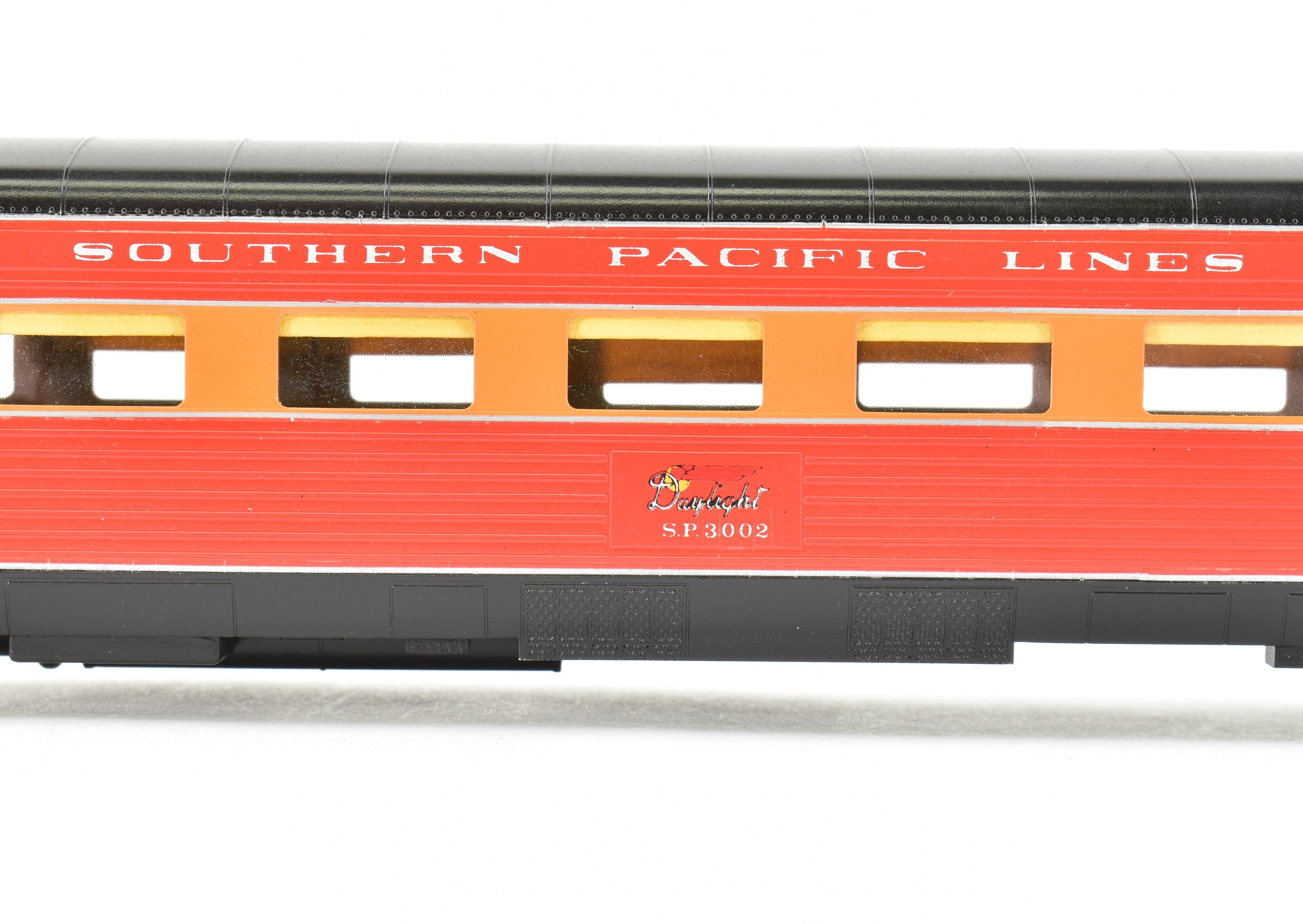 HO Scale Brass Soho Southern Pacific #3002 Custom Painted Parlor Car with Stateroom for Model Trains