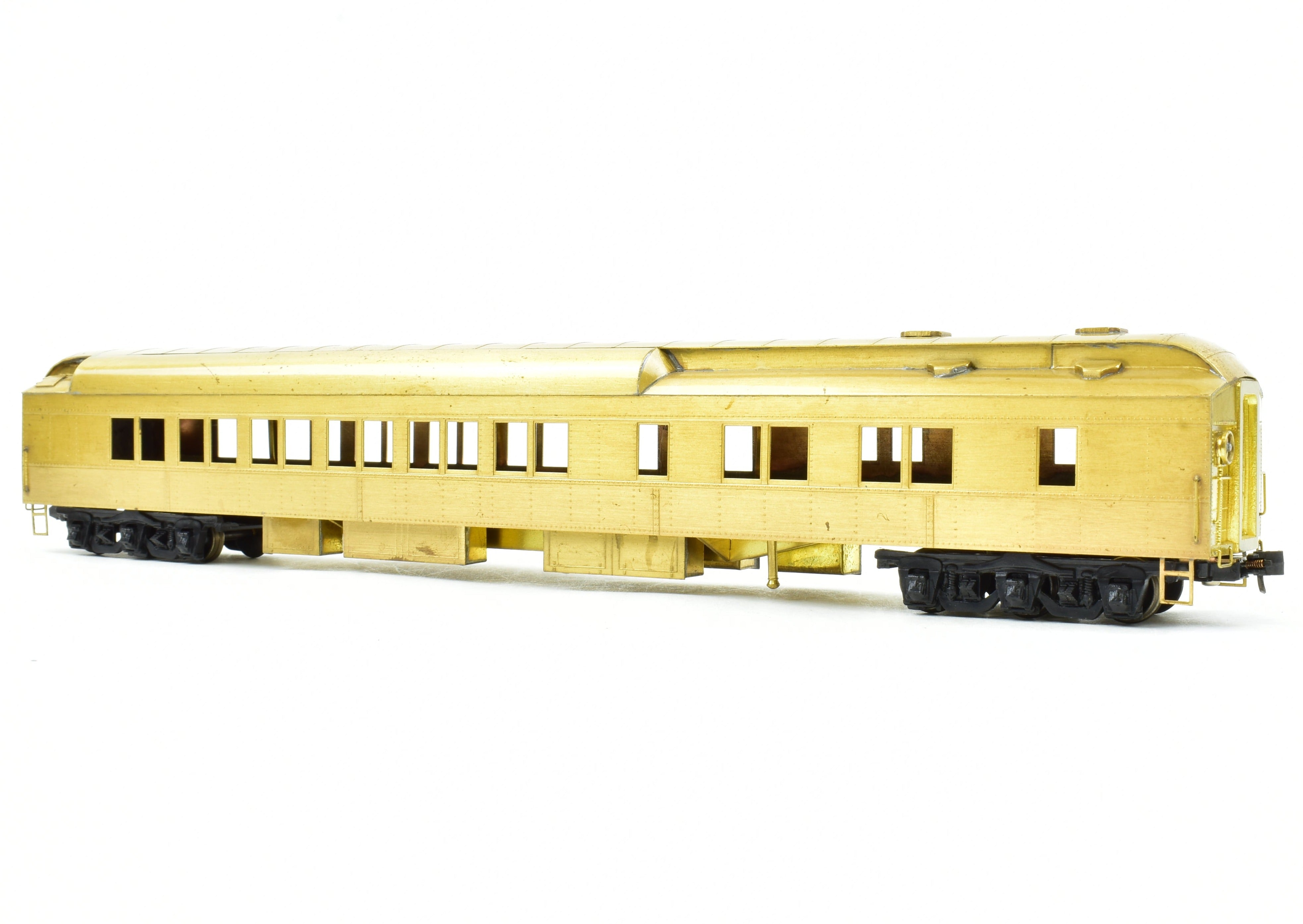 HO Scale Brass Lambert Heavyweight Diner with Central Valley Metal-Wheel Trucks