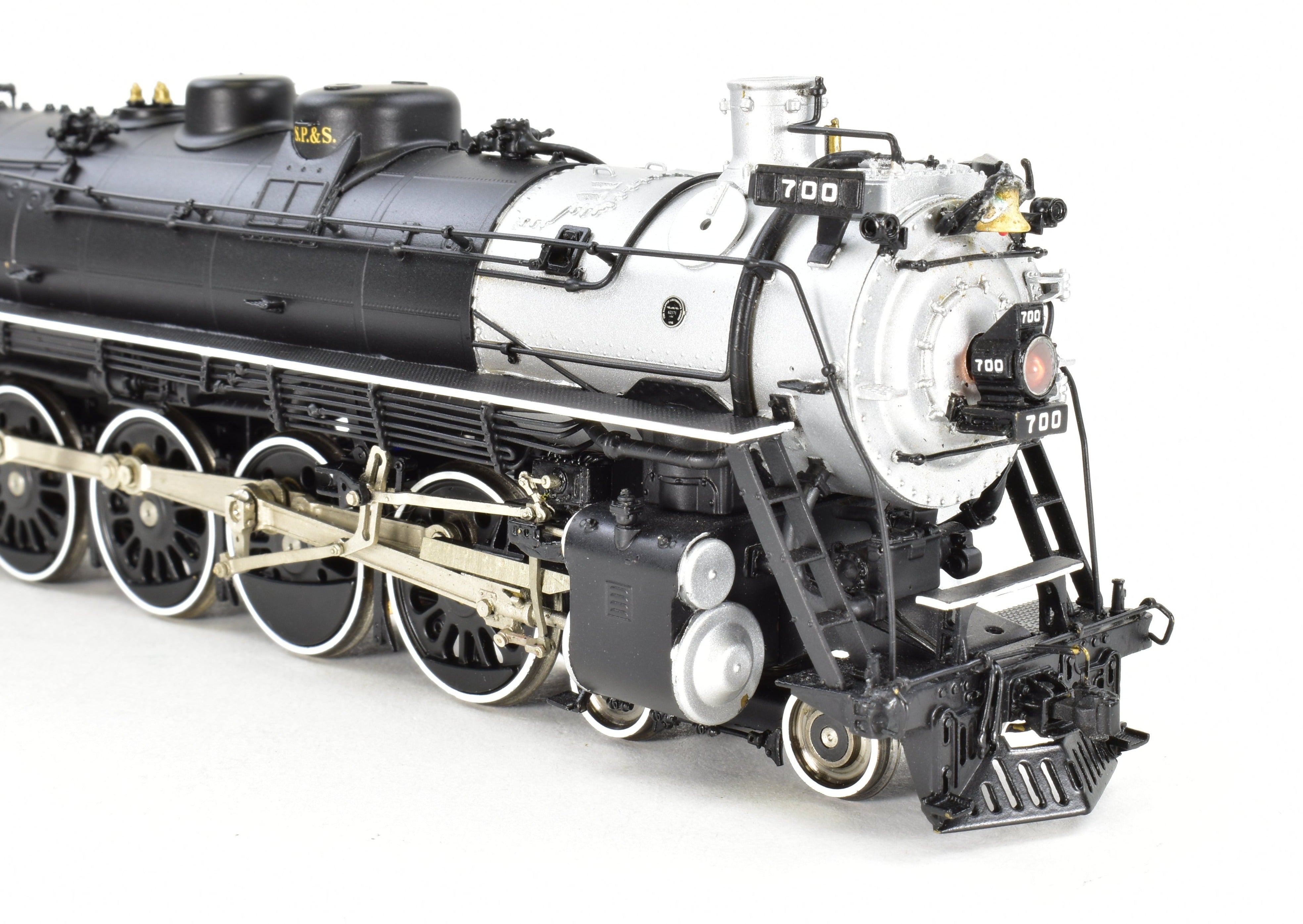 HO Scale Brass Sunset SP&S E-1 4-8-4 FP #700 with QSI DCC Sound, AS-IS