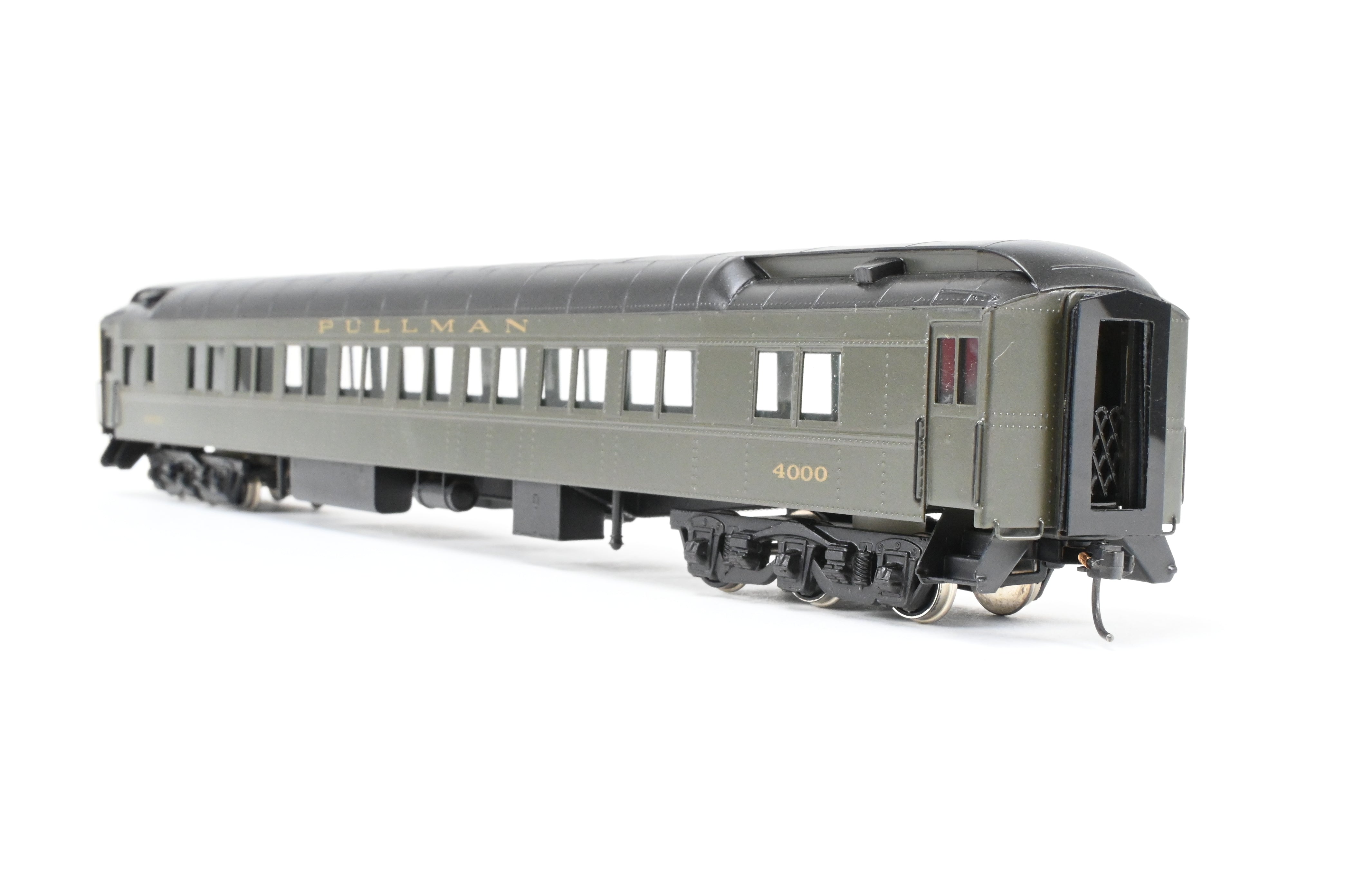 HO Scale Brass Model of Soho Pullman Riverdale 16 - Section Heavy - Weight Sleeper for Denver & Rio Grande Western Railroad, Numbered #4000