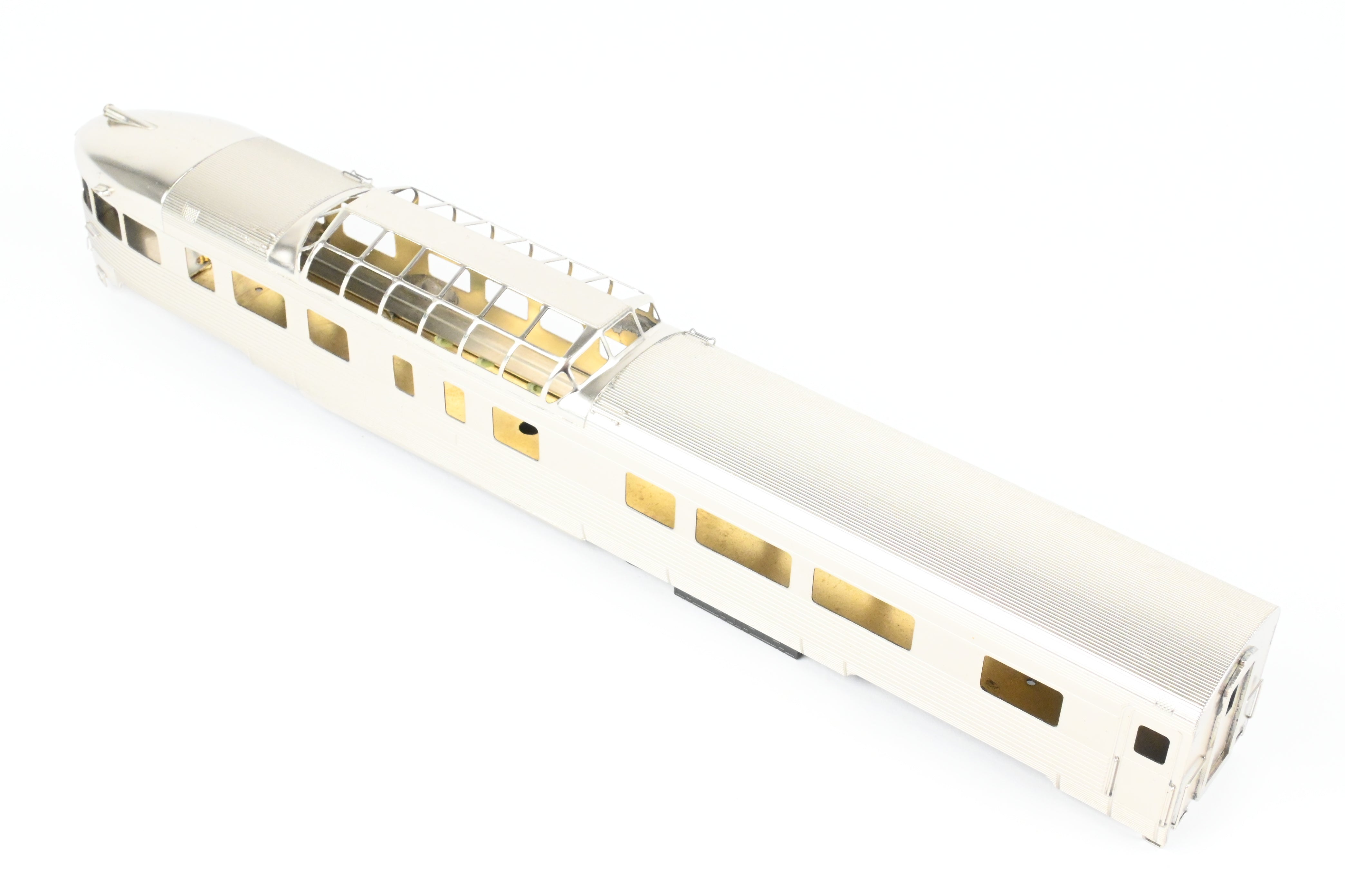 High - Quality HO Scale Brass Lambert Chesapeake and Ohio (C&O) Budd Dome Observation Model Train Car